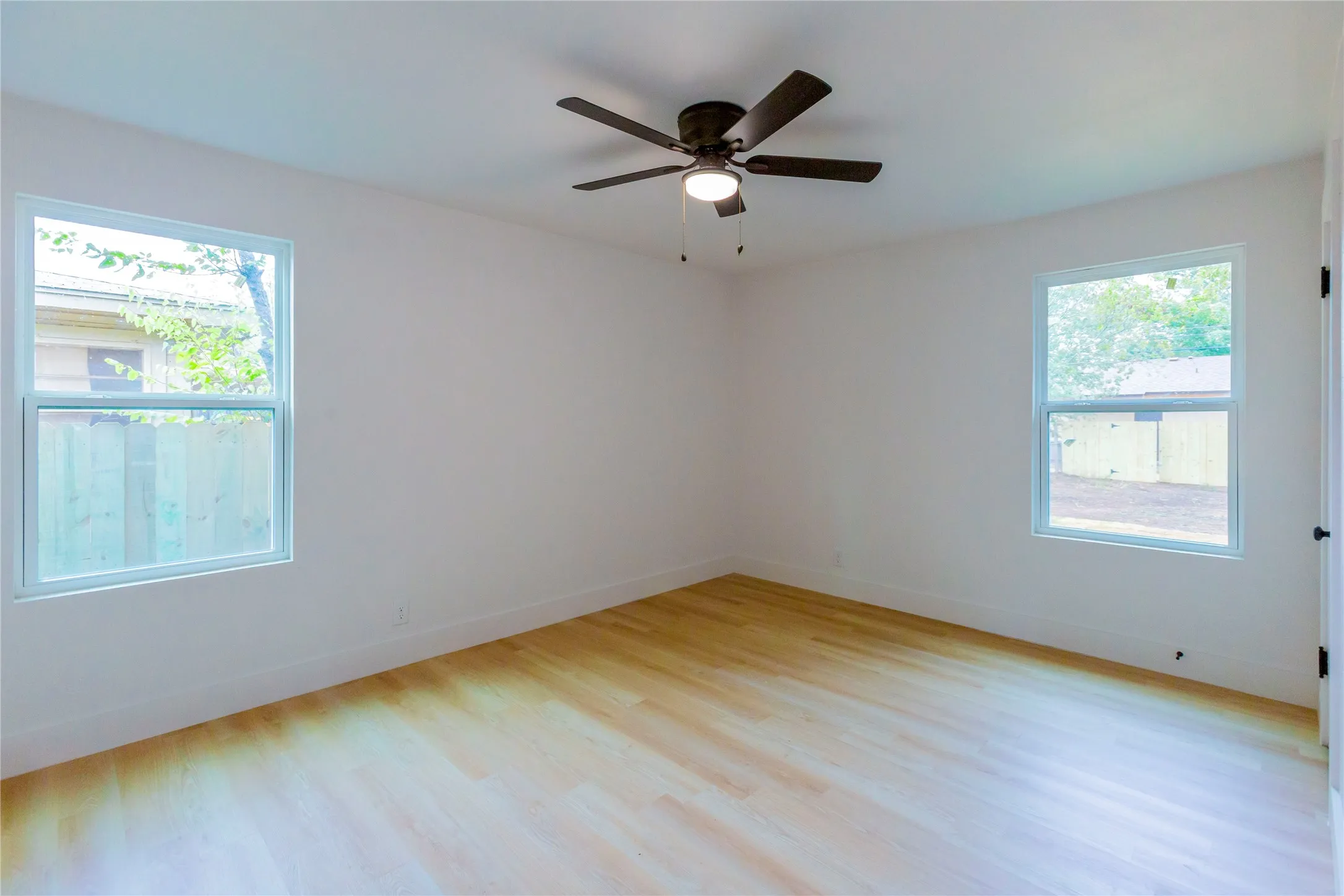 Single Family Residence For Sale in Taylor County , 1225 S Jefferson Drive, Abilene, Texas 79605, 4 Bedroom, 2 Bathroom, Garage spaces, 1,760 Sqft, built in 1953, mls#21396511, Real Estate Agent in Abilene, Homes For Sale in Taylor county, Homes For Sale in Abilene, Realtor in Abilene Texas, Real Estate Brokerage Independent Realty Texas, Luminita Cordes Realtor