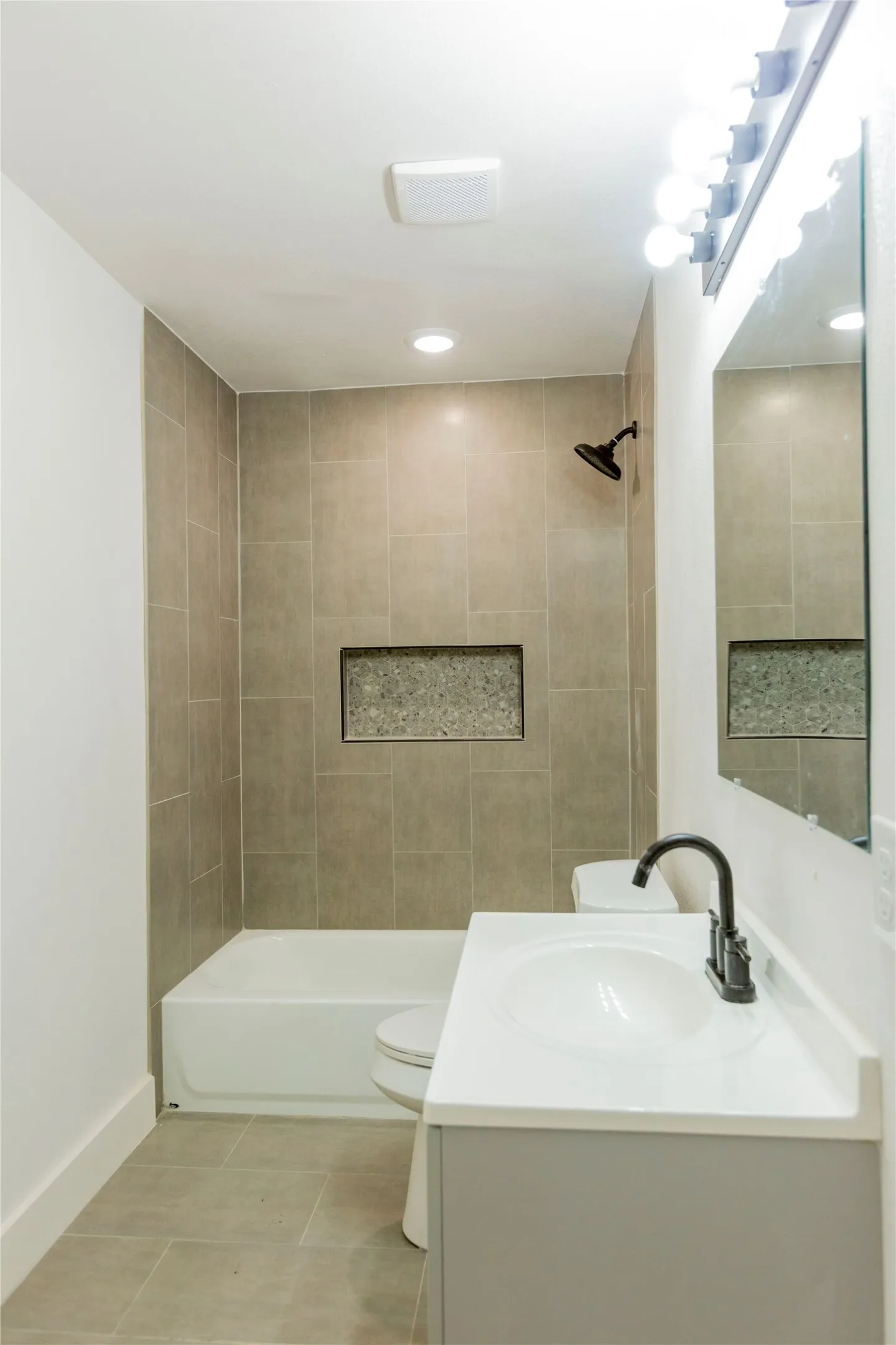 Single Family Residence For Sale in Taylor County , 1225 S Jefferson Drive, Abilene, Texas 79605, 4 Bedroom, 2 Bathroom, Garage spaces, 1,760 Sqft, built in 1953, mls#21396511, Real Estate Agent in Abilene, Homes For Sale in Taylor county, Homes For Sale in Abilene, Realtor in Abilene Texas, Real Estate Brokerage Independent Realty Texas, Luminita Cordes Realtor