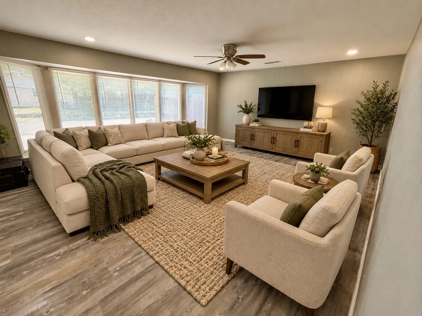 Single Family Residence For Sale in Dallas County , 2976 Sundial Drive, Dallas, Texas 75229, 3 Bedroom, 2 Bathroom, 2 Garage spaces, 1,940 Sqft, built in 1959, mls#21395751, Real Estate Agent in Dallas, Homes For Sale in Dallas county, Homes For Sale in Dallas, Realtor in Dallas Texas, Real Estate Brokerage Independent Realty Texas, Luminita Cordes Realtor