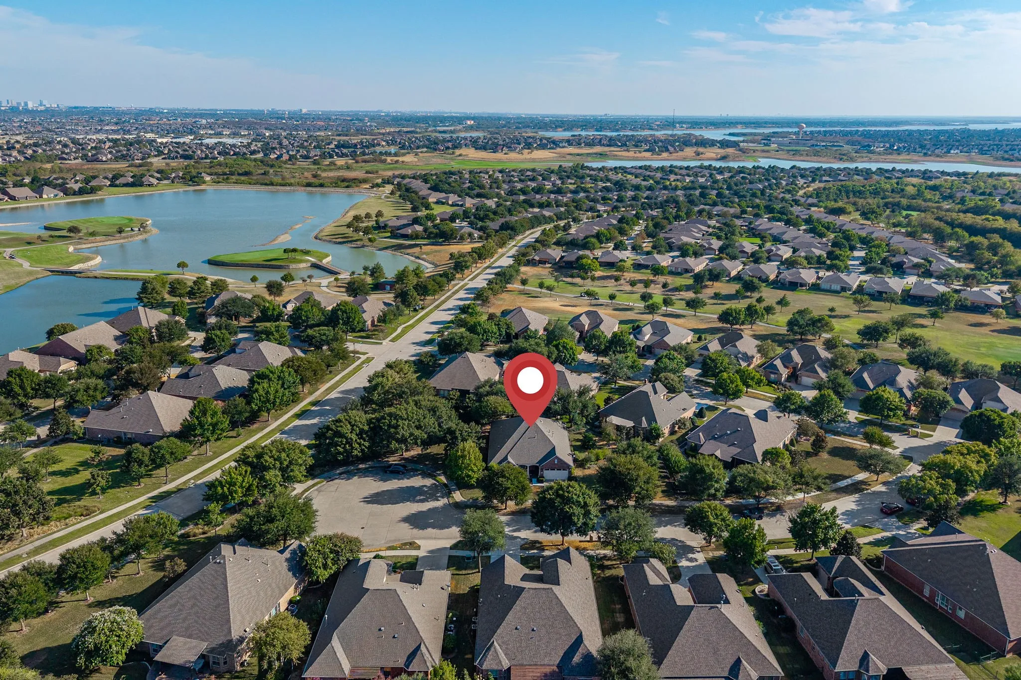 Single Family Residence For Sale in Denton County , 7122 Lake Mead Court, Frisco, Texas 75036, 3 Bedroom, 3 Bathroom, 3 Garage spaces, 3,010 Sqft, built in 2007, mls#21393637, Real Estate Agent in Frisco, Homes For Sale in Denton county, Homes For Sale in Frisco, Realtor in Frisco Texas, Real Estate Brokerage Independent Realty Texas, Luminita Cordes Realtor
