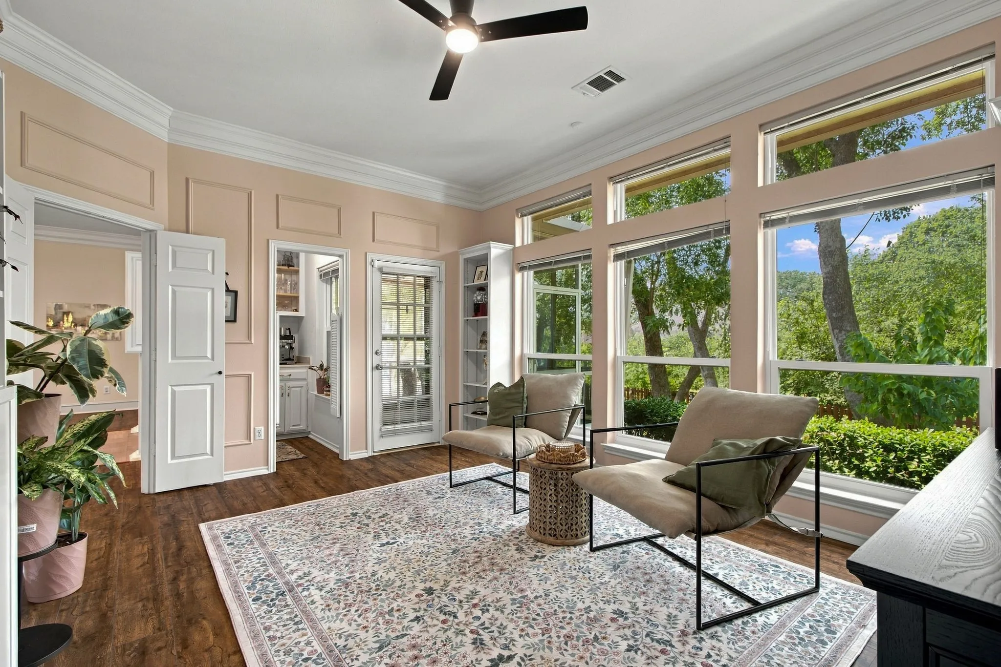 Single Family Residence For Sale in Collin County , 2905 Foxcreek Drive, Richardson, Texas 75082, 4 Bedroom, 3 Bathroom, 2 Garage spaces, 2,721 Sqft, built in 1987, mls#21396923, Real Estate Agent in Richardson, Homes For Sale in Collin county, Homes For Sale in Richardson, Realtor in Richardson Texas, Real Estate Brokerage Independent Realty Texas, Luminita Cordes Realtor