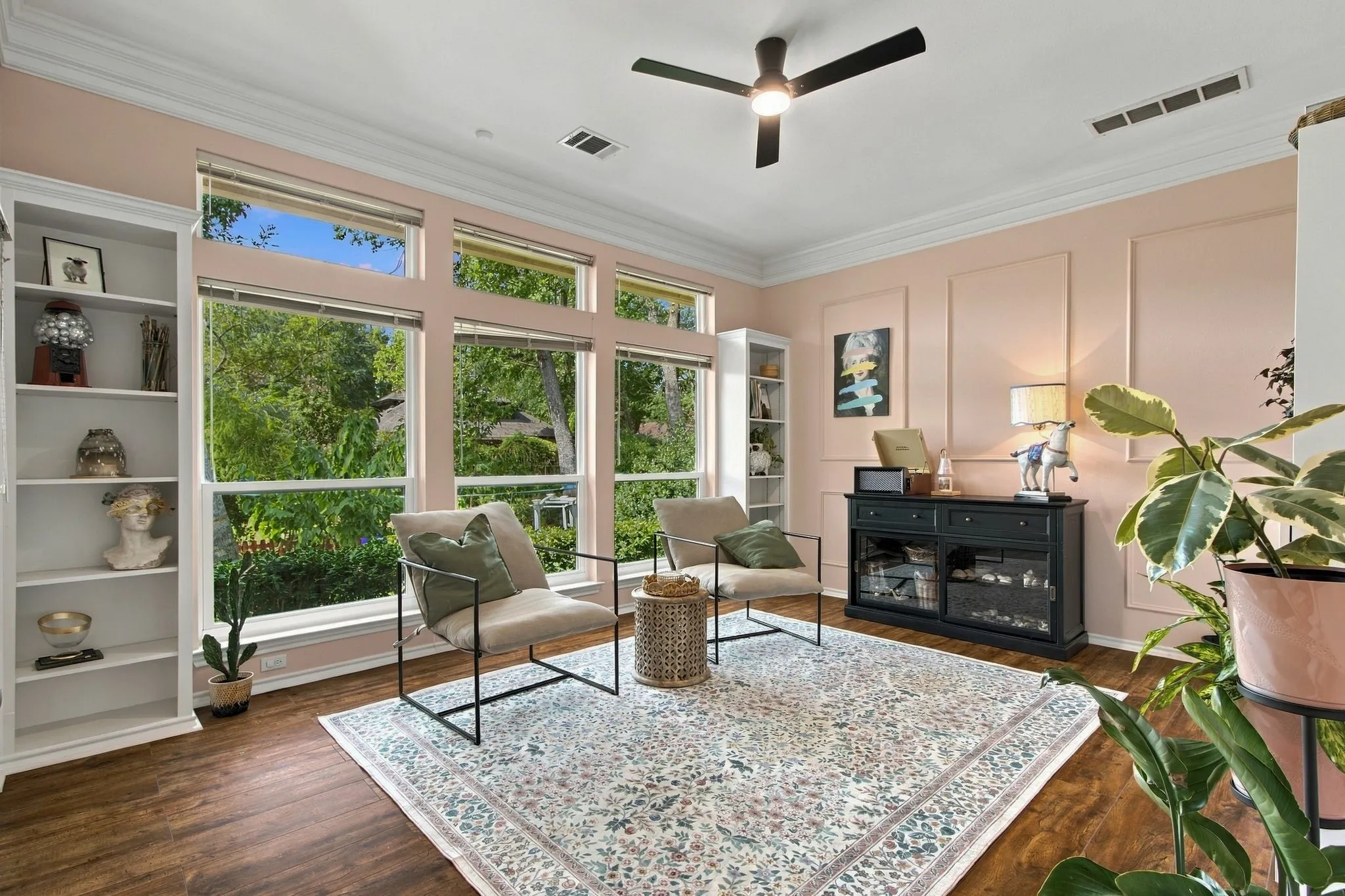 Single Family Residence For Sale in Collin County , 2905 Foxcreek Drive, Richardson, Texas 75082, 4 Bedroom, 3 Bathroom, 2 Garage spaces, 2,721 Sqft, built in 1987, mls#21396923, Real Estate Agent in Richardson, Homes For Sale in Collin county, Homes For Sale in Richardson, Realtor in Richardson Texas, Real Estate Brokerage Independent Realty Texas, Luminita Cordes Realtor