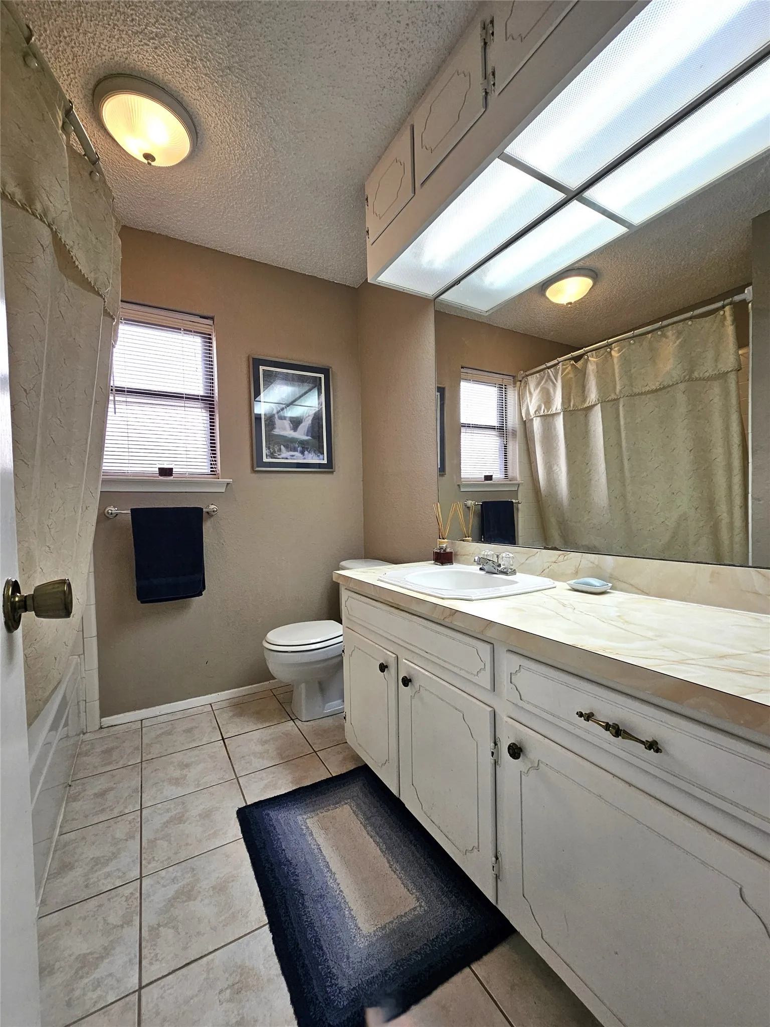Single Family Residence For Sale in Tarrant County , 6208 Brookside Drive, Watauga, Texas 76148, 3 Bedroom, 2 Bathroom, 2 Garage spaces, 1,281 Sqft, built in 1979, mls#21396911, Real Estate Agent in Watauga, Homes For Sale in Tarrant county, Homes For Sale in Watauga, Realtor in Watauga Texas, Real Estate Brokerage Independent Realty Texas, Luminita Cordes Realtor