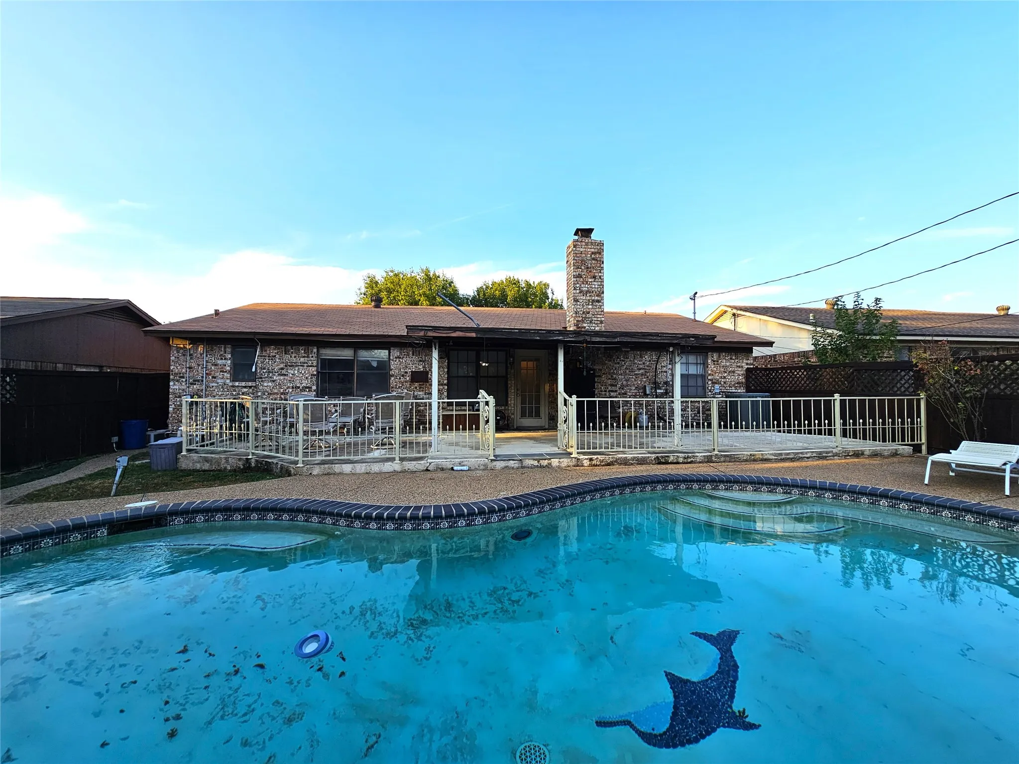 Single Family Residence For Sale in Tarrant County , 6208 Brookside Drive, Watauga, Texas 76148, 3 Bedroom, 2 Bathroom, 2 Garage spaces, 1,281 Sqft, built in 1979, mls#21396911, Real Estate Agent in Watauga, Homes For Sale in Tarrant county, Homes For Sale in Watauga, Realtor in Watauga Texas, Real Estate Brokerage Independent Realty Texas, Luminita Cordes Realtor