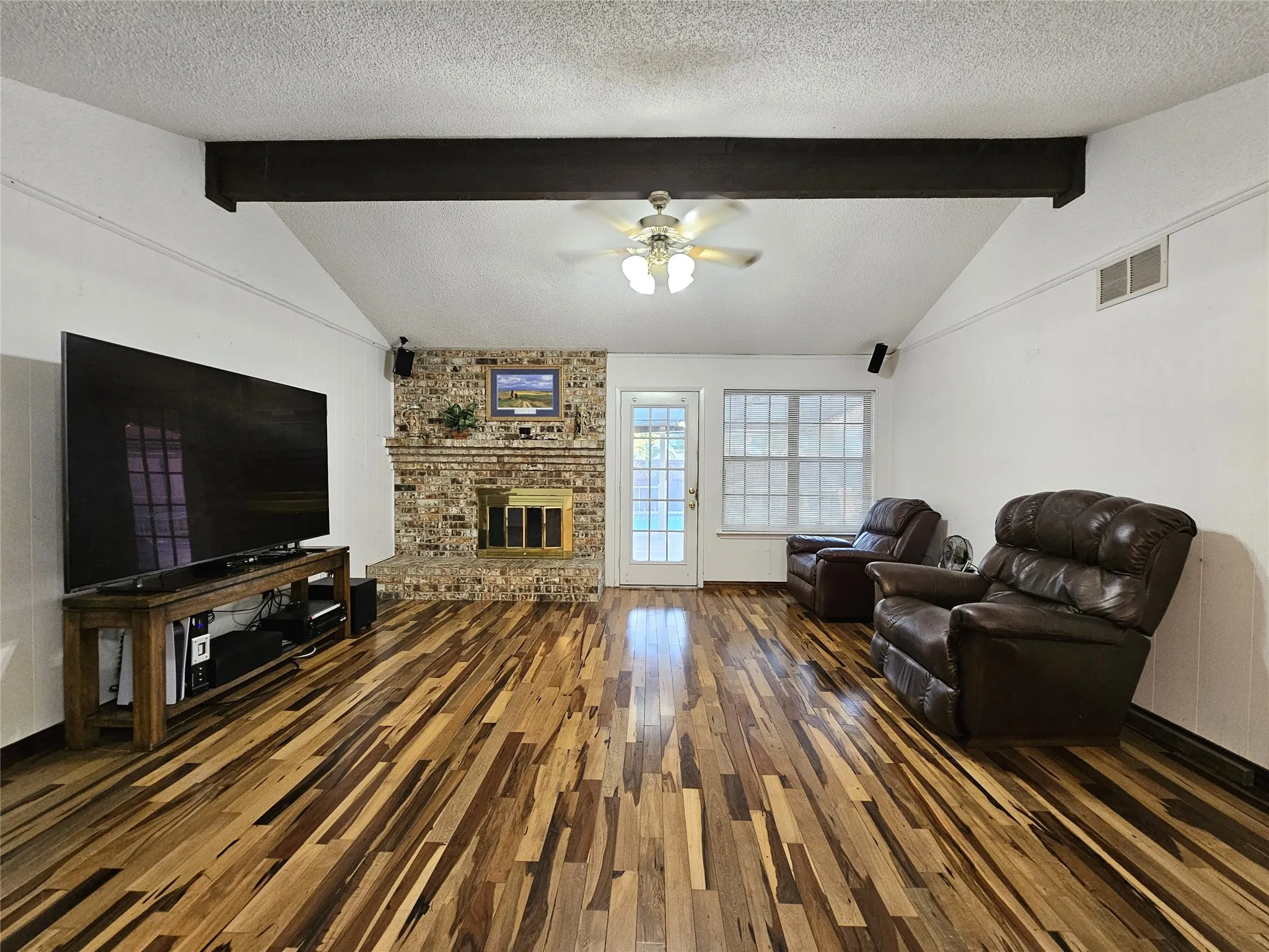 Vaulted ceiling with beam