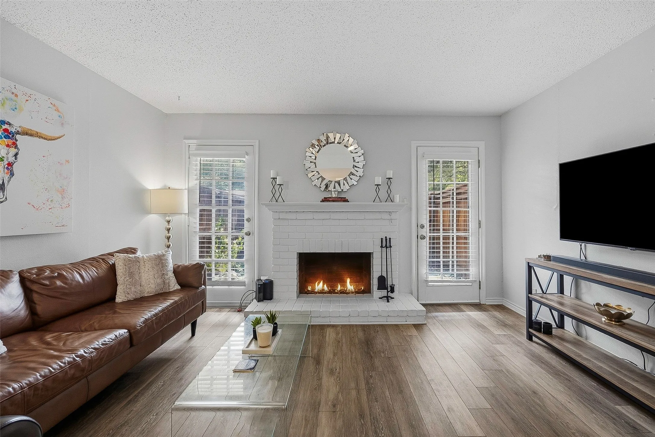 Condominium For Sale in Tarrant County , 1205 Roaring Springs Road 1205, Fort Worth, Texas 76114, 1 Bedroom, 1 Bathroom, Garage spaces, 908 Sqft, built in 1970, mls#21396740, Real Estate Agent in Fort Worth, Homes For Sale in Tarrant county, Homes For Sale in Fort Worth, Realtor in Fort Worth Texas, Real Estate Brokerage Independent Realty Texas, Luminita Cordes Realtor
