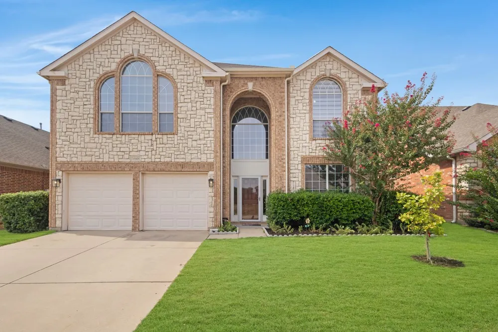 Single Family Residence For Rent in Denton County , 15805 Mirasol Drive, Fort Worth, Texas 76177, 4 Bedroom, 4 Bathroom, 2 Garage spaces, 3,148 Sqft, built in 2008, mls#21396942, Real Estate Agent in Fort Worth, Homes For Rent in Denton county, Homes For Rent in Fort Worth, Realtor in Fort Worth Texas, Real Estate Brokerage Independent Realty Texas, Luminita Cordes Realtor