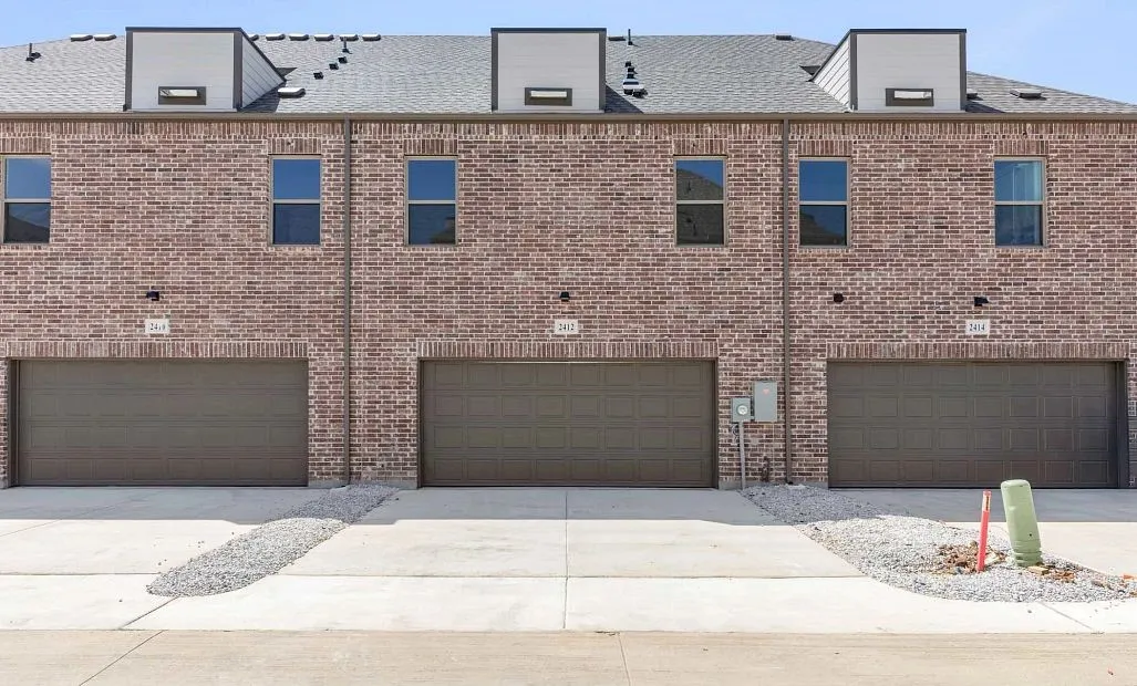 Rear Exterior Design Representative Photo