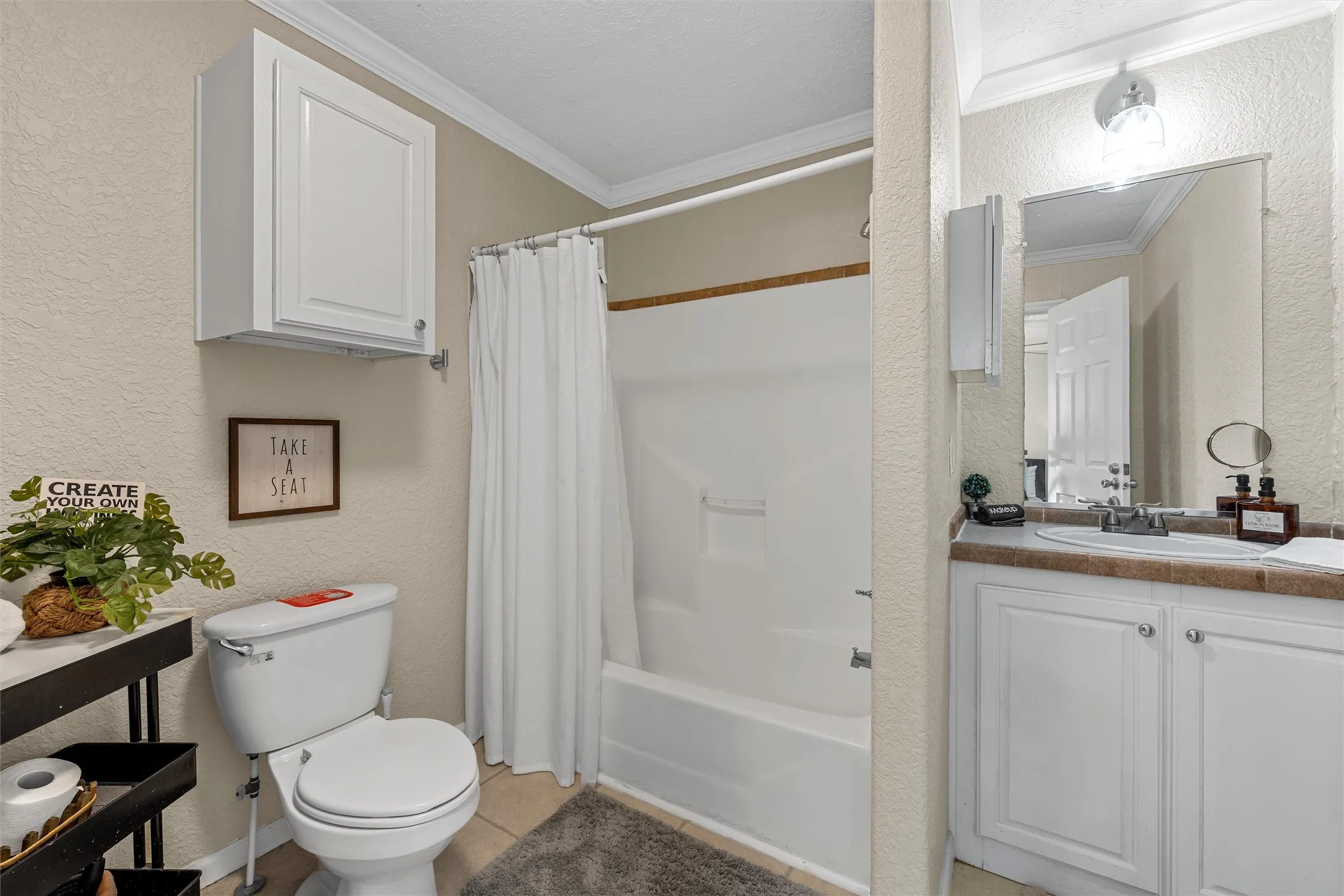 Single Family Residence For Sale in Mc Lennan County , 2220 S 2nd Street, Waco, Texas 76706, 4 Bedroom, 4 Bathroom, 1 Garage spaces, 1,728 Sqft, built in 2004, mls#21396532, Real Estate Agent in Waco, Homes For Sale in Mc Lennan county, Homes For Sale in Waco, Realtor in Waco Texas, Real Estate Brokerage Independent Realty Texas, Luminita Cordes Realtor