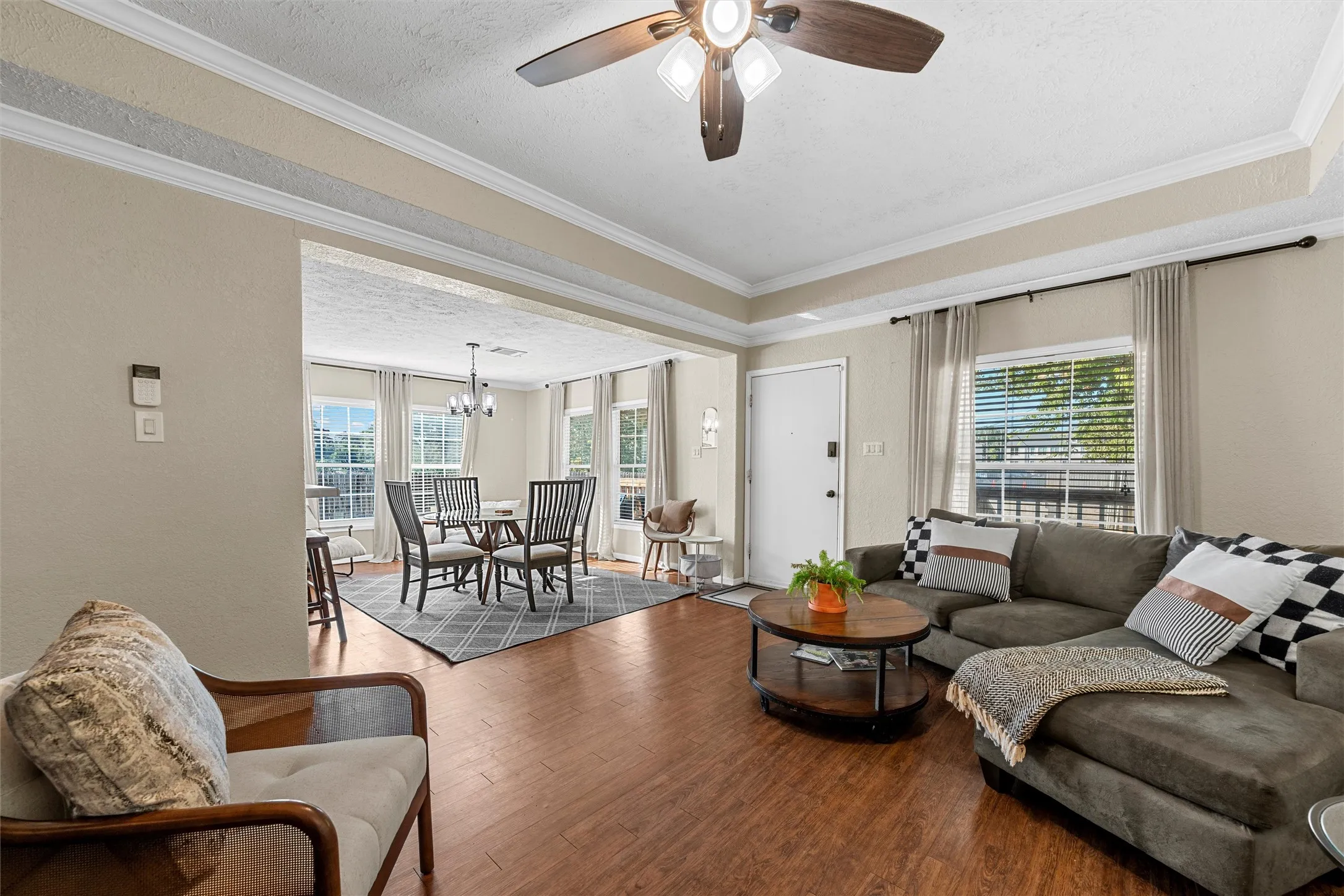Single Family Residence For Sale in Mc Lennan County , 2220 S 2nd Street, Waco, Texas 76706, 4 Bedroom, 4 Bathroom, 1 Garage spaces, 1,728 Sqft, built in 2004, mls#21396532, Real Estate Agent in Waco, Homes For Sale in Mc Lennan county, Homes For Sale in Waco, Realtor in Waco Texas, Real Estate Brokerage Independent Realty Texas, Luminita Cordes Realtor