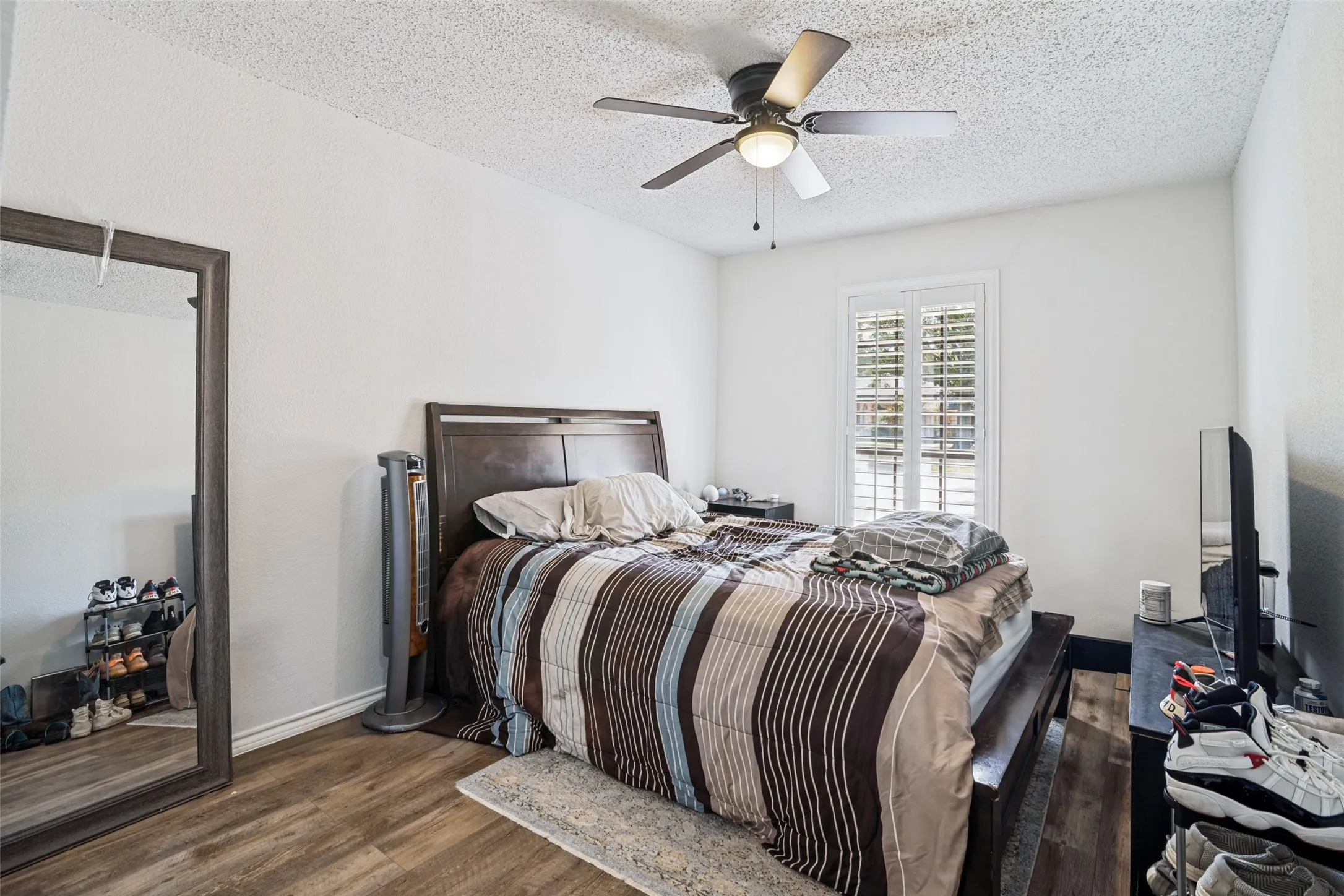 Single Family Residence For Sale in Dallas County , 2501 Radcliffe Drive, Rowlett, Texas 75088, 3 Bedroom, 3 Bathroom, 2 Garage spaces, 2,310 Sqft, built in 1985, mls#21396950, Real Estate Agent in Rowlett, Homes For Sale in Dallas county, Homes For Sale in Rowlett, Realtor in Rowlett Texas, Real Estate Brokerage Independent Realty Texas, Luminita Cordes Realtor