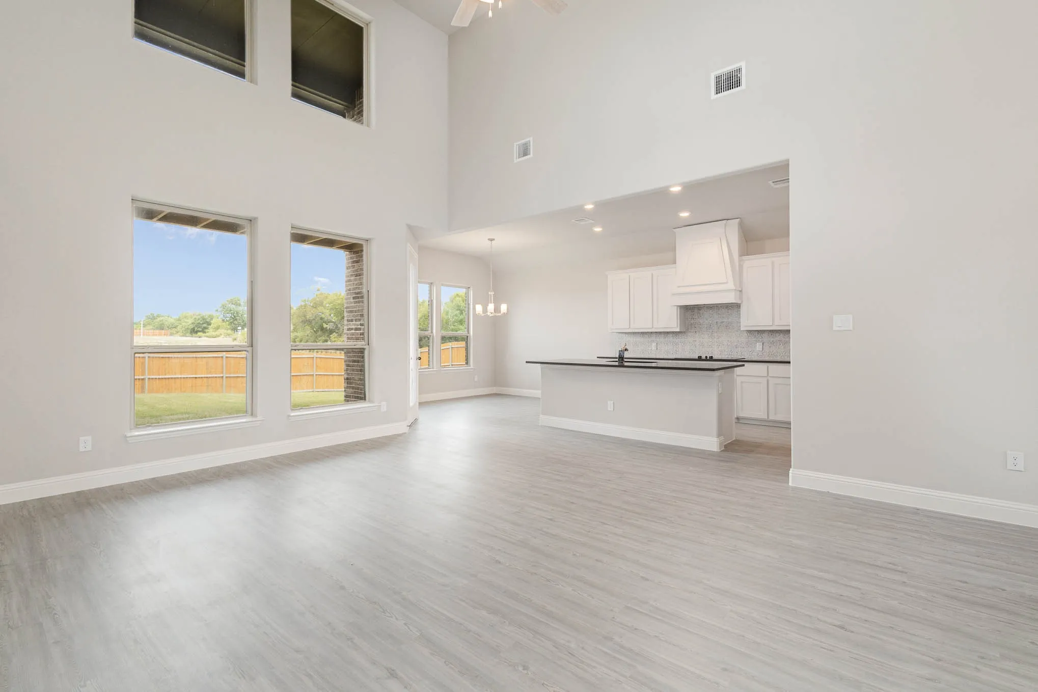Single Family Residence For Sale in Dallas County , 1807 Osage Court, De Soto, Texas 75115, 4 Bedroom, 3 Bathroom, 2 Garage spaces, 3,205 Sqft, built in 2024, mls#21396951, Real Estate Agent in De Soto, Homes For Sale in Dallas county, Homes For Sale in De Soto, Realtor in De Soto Texas, Real Estate Brokerage Independent Realty Texas, Luminita Cordes Realtor
