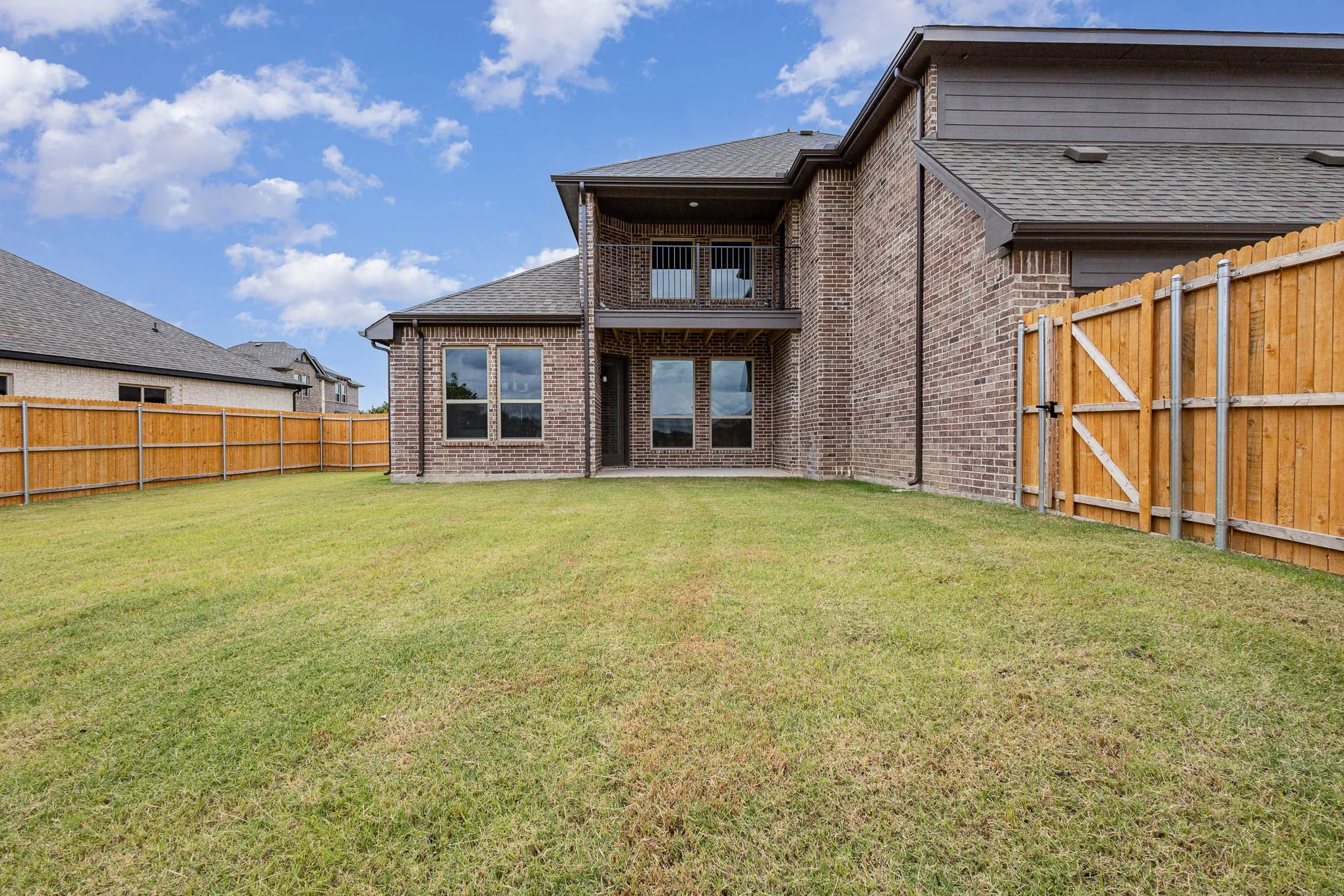Single Family Residence For Sale in Dallas County , 1807 Osage Court, De Soto, Texas 75115, 4 Bedroom, 3 Bathroom, 2 Garage spaces, 3,205 Sqft, built in 2024, mls#21396951, Real Estate Agent in De Soto, Homes For Sale in Dallas county, Homes For Sale in De Soto, Realtor in De Soto Texas, Real Estate Brokerage Independent Realty Texas, Luminita Cordes Realtor