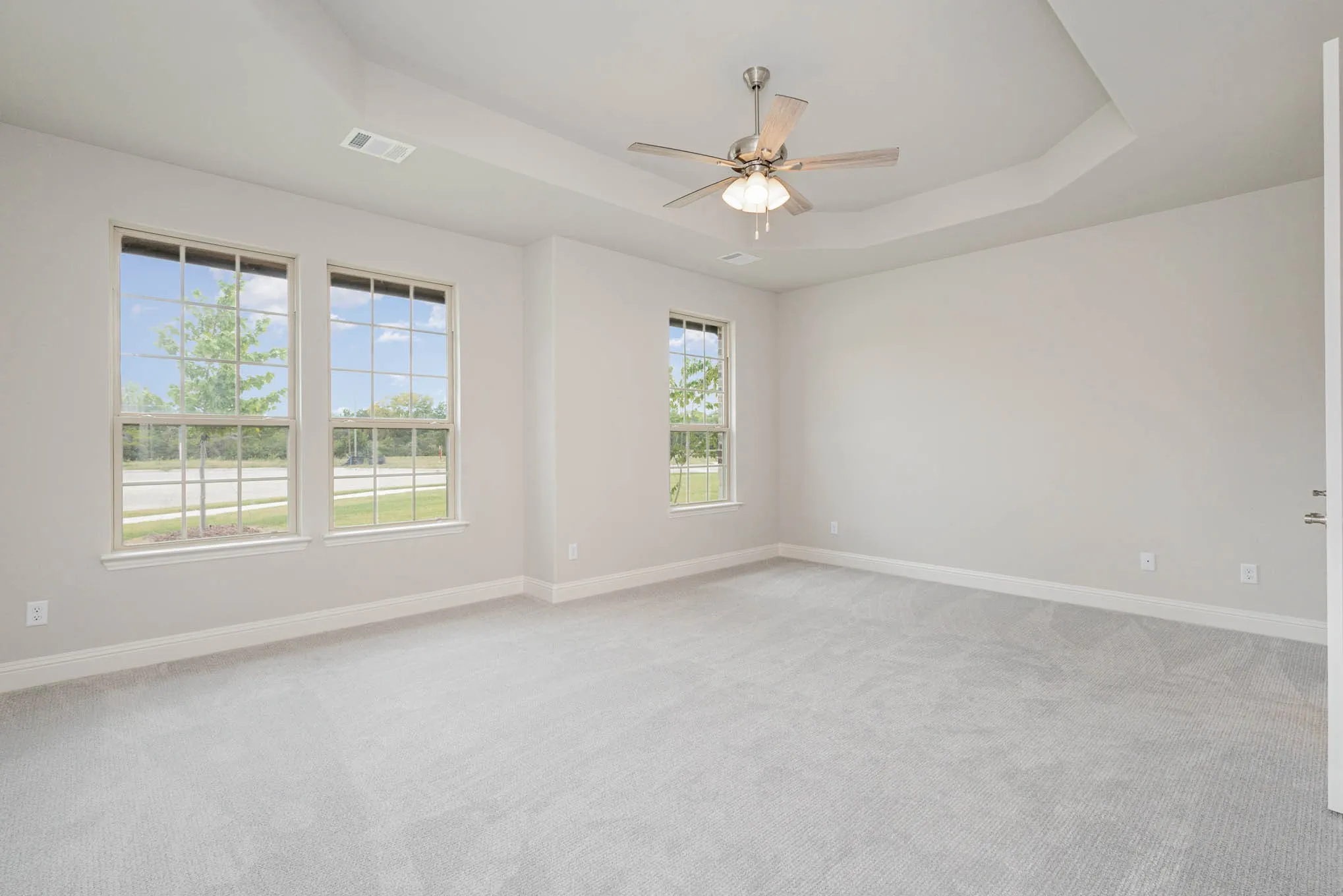 Single Family Residence For Sale in Dallas County , 1807 Osage Court, De Soto, Texas 75115, 4 Bedroom, 3 Bathroom, 2 Garage spaces, 3,205 Sqft, built in 2024, mls#21396951, Real Estate Agent in De Soto, Homes For Sale in Dallas county, Homes For Sale in De Soto, Realtor in De Soto Texas, Real Estate Brokerage Independent Realty Texas, Luminita Cordes Realtor