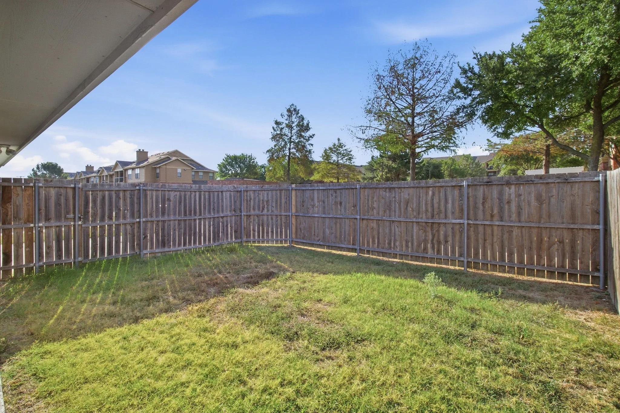 Single Family Residence For Sale in Dallas County , 752 Eldorado Drive, De Soto, Texas 75115, 4 Bedroom, 2 Bathroom, 2 Garage spaces, 2,175 Sqft, built in 2002, mls#21396919, Real Estate Agent in De Soto, Homes For Sale in Dallas county, Homes For Sale in De Soto, Realtor in De Soto Texas, Real Estate Brokerage Independent Realty Texas, Luminita Cordes Realtor