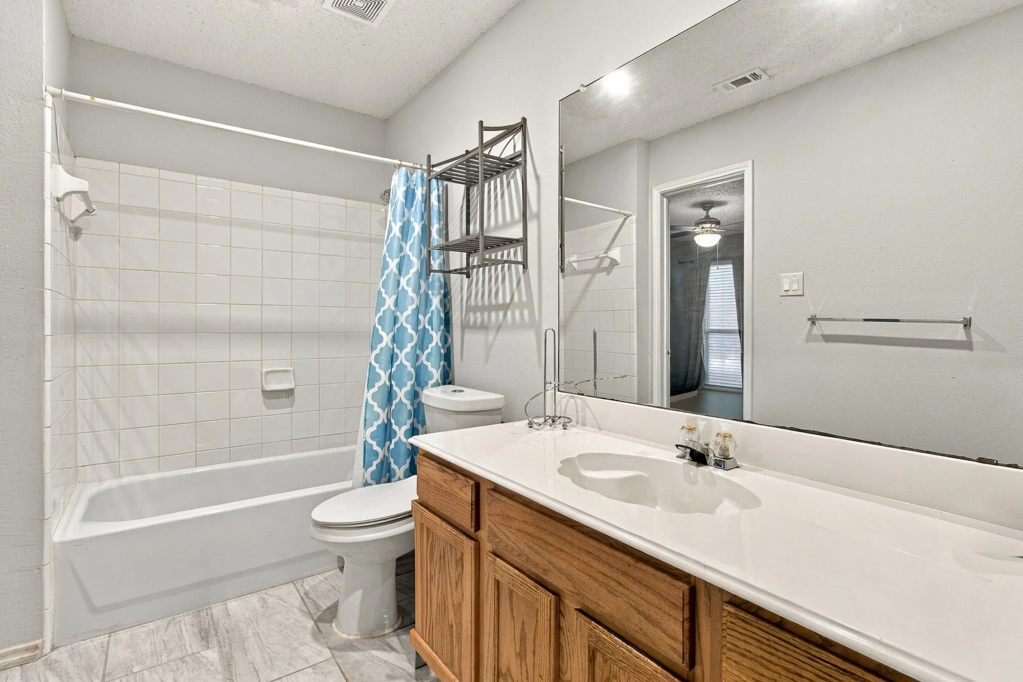 Single Family Residence For Sale in Dallas County , 752 Eldorado Drive, De Soto, Texas 75115, 4 Bedroom, 2 Bathroom, 2 Garage spaces, 2,175 Sqft, built in 2002, mls#21396919, Real Estate Agent in De Soto, Homes For Sale in Dallas county, Homes For Sale in De Soto, Realtor in De Soto Texas, Real Estate Brokerage Independent Realty Texas, Luminita Cordes Realtor