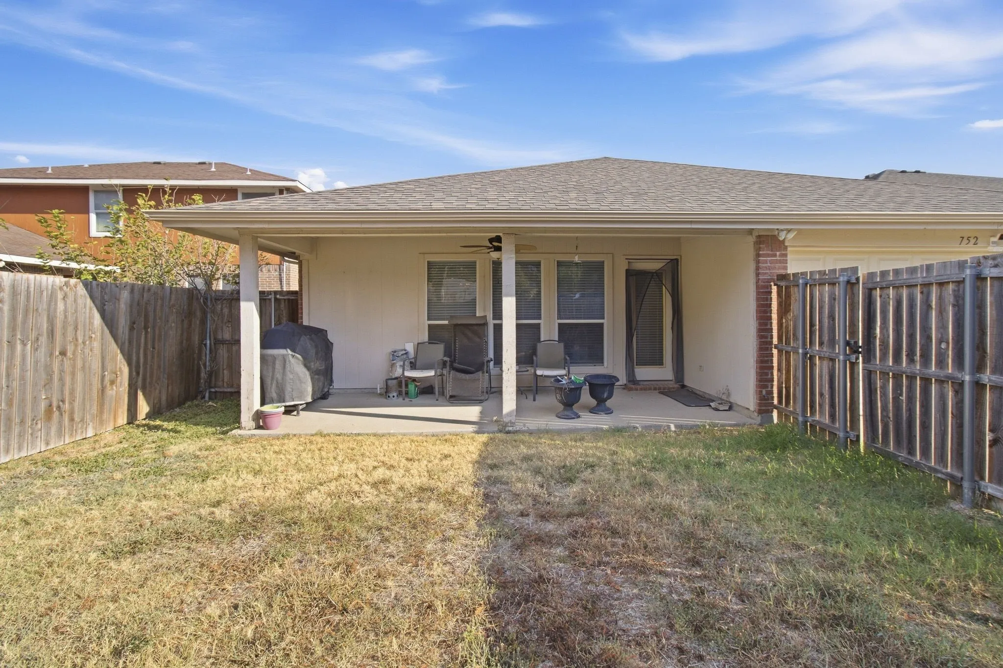 Single Family Residence For Sale in Dallas County , 752 Eldorado Drive, De Soto, Texas 75115, 4 Bedroom, 2 Bathroom, 2 Garage spaces, 2,175 Sqft, built in 2002, mls#21396919, Real Estate Agent in De Soto, Homes For Sale in Dallas county, Homes For Sale in De Soto, Realtor in De Soto Texas, Real Estate Brokerage Independent Realty Texas, Luminita Cordes Realtor
