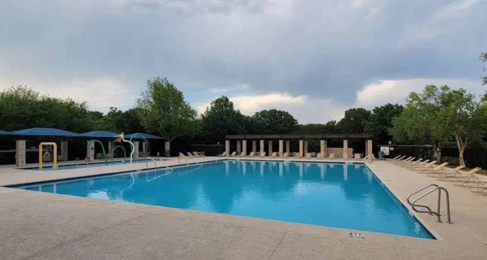 Lakeview Amenity Center Pool