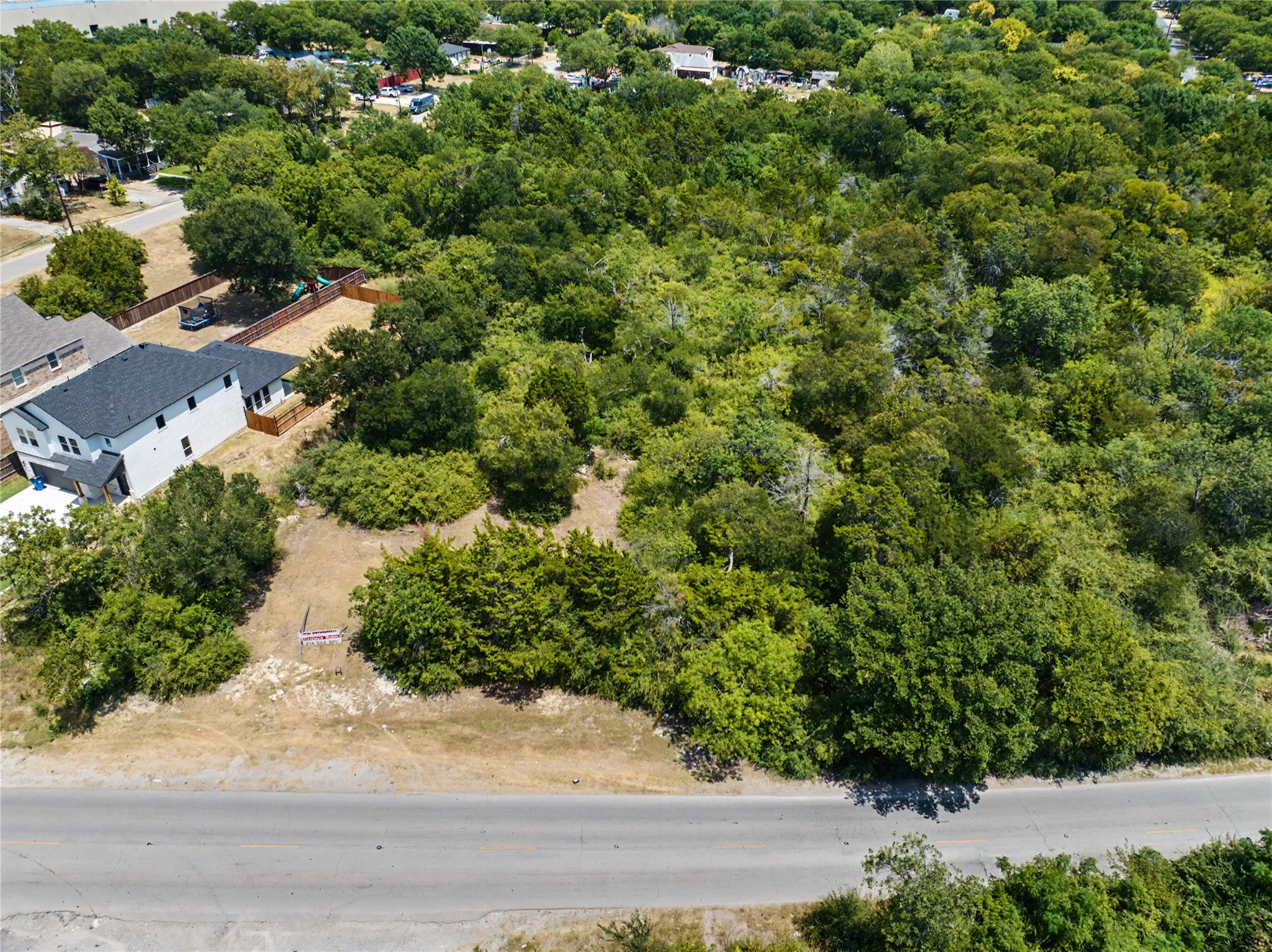Unimproved Land For Sale in Dallas County , 3518 S Ledbetter Drive, Dallas, Texas 75236, 0, 0, Garage spaces, 0 Sqft, built in 0, mls#21396843, Real Estate Agent in Dallas, Homes For Sale in Dallas county, Homes For Sale in Dallas, Realtor in Dallas Texas, Real Estate Brokerage Independent Realty Texas, Luminita Cordes Realtor