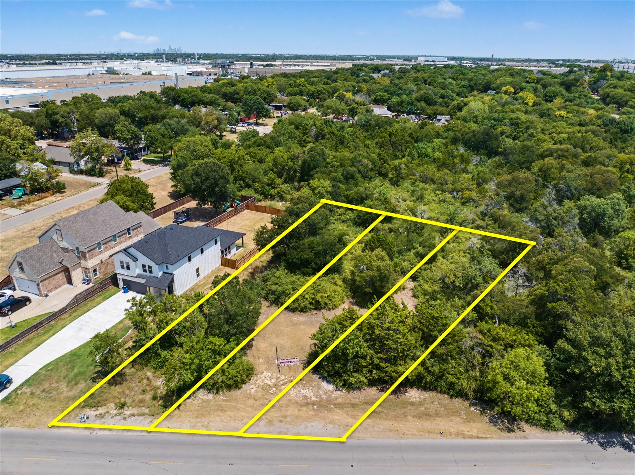 Unimproved Land For Sale in Dallas County , 3518 S Ledbetter Drive, Dallas, Texas 75236, 0, 0, Garage spaces, 0 Sqft, built in 0, mls#21396843, Real Estate Agent in Dallas, Homes For Sale in Dallas county, Homes For Sale in Dallas, Realtor in Dallas Texas, Real Estate Brokerage Independent Realty Texas, Luminita Cordes Realtor