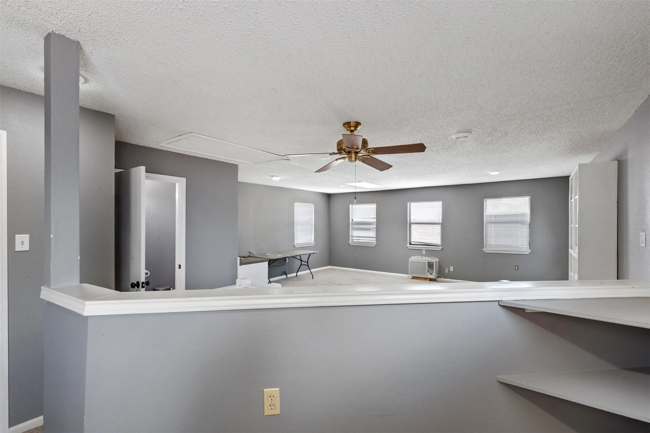 Single Family Residence For Sale in Collin County , 703 Spring Brook Drive, Allen, Texas 75002, 4 Bedroom, 3 Bathroom, 2 Garage spaces, 2,527 Sqft, built in 1981, mls#21395266, Real Estate Agent in Allen, Homes For Sale in Collin county, Homes For Sale in Allen, Realtor in Allen Texas, Real Estate Brokerage Independent Realty Texas, Luminita Cordes Realtor