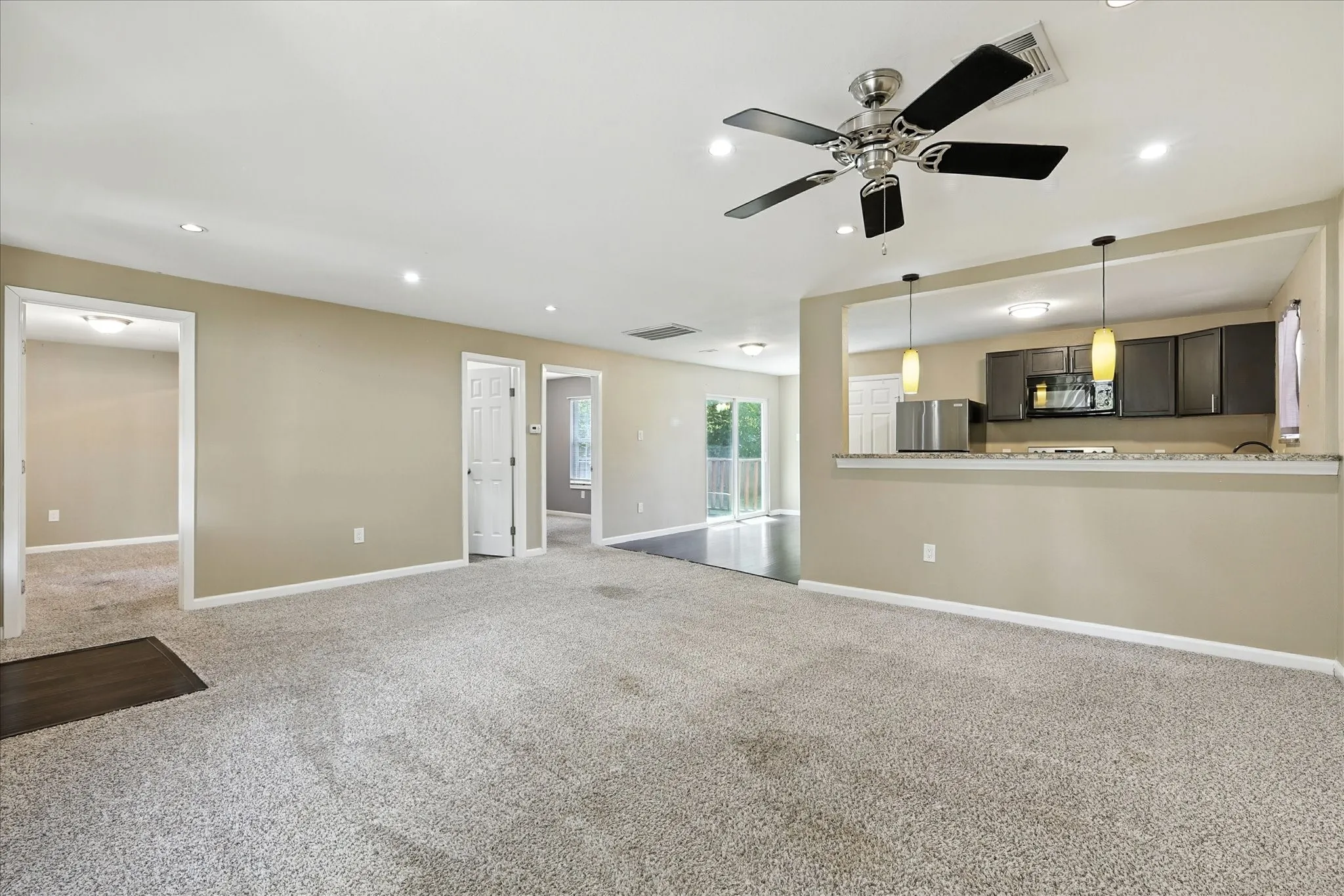 Single Family Residence For Sale in Collin County , 7243 Ash Street, Frisco, Texas 75034, 3 Bedroom, 2 Bathroom, Garage spaces, 1,277 Sqft, built in 1961, mls#21396972, Real Estate Agent in Frisco, Homes For Sale in Collin county, Homes For Sale in Frisco, Realtor in Frisco Texas, Real Estate Brokerage Independent Realty Texas, Luminita Cordes Realtor