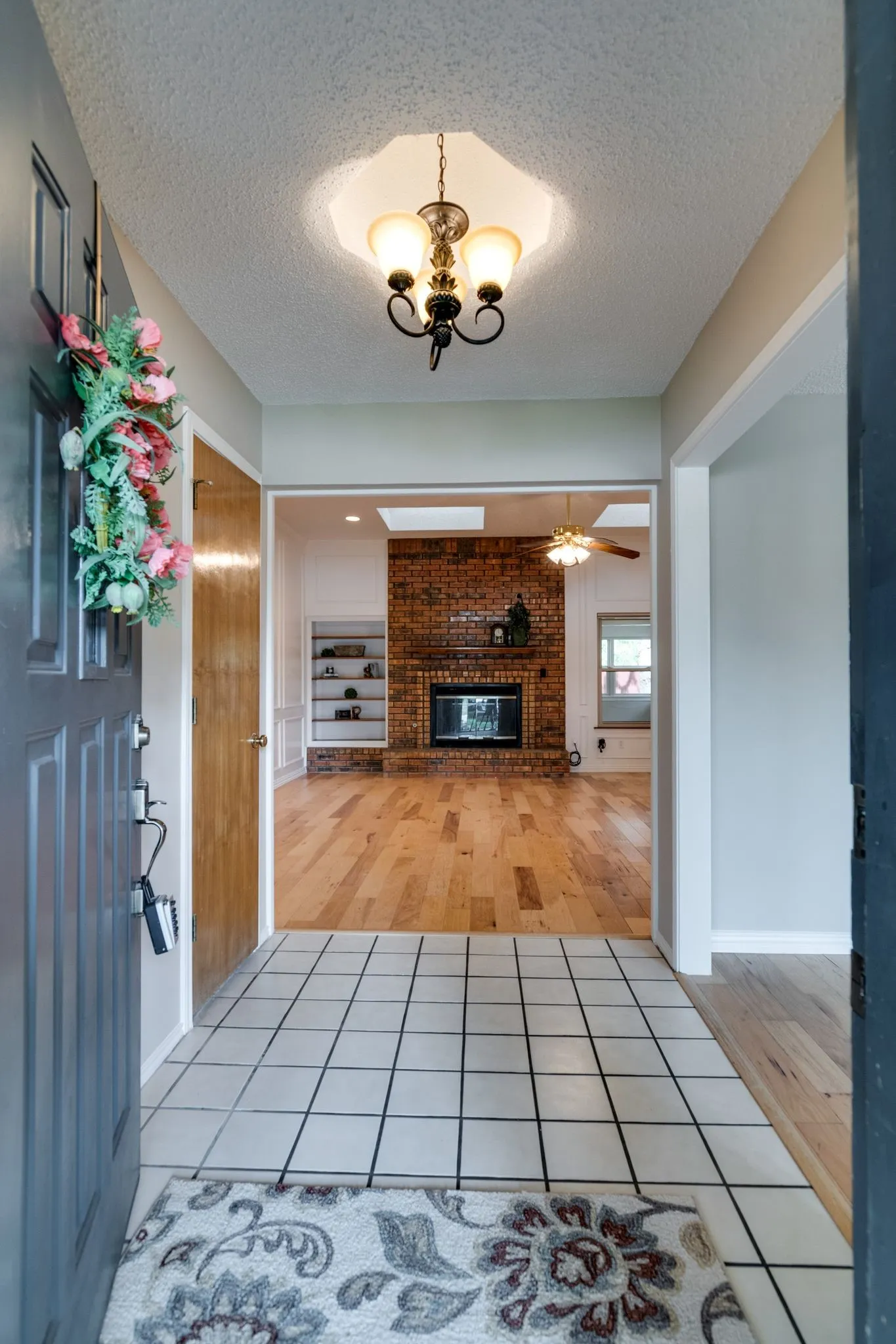 Come on in and take a look around!