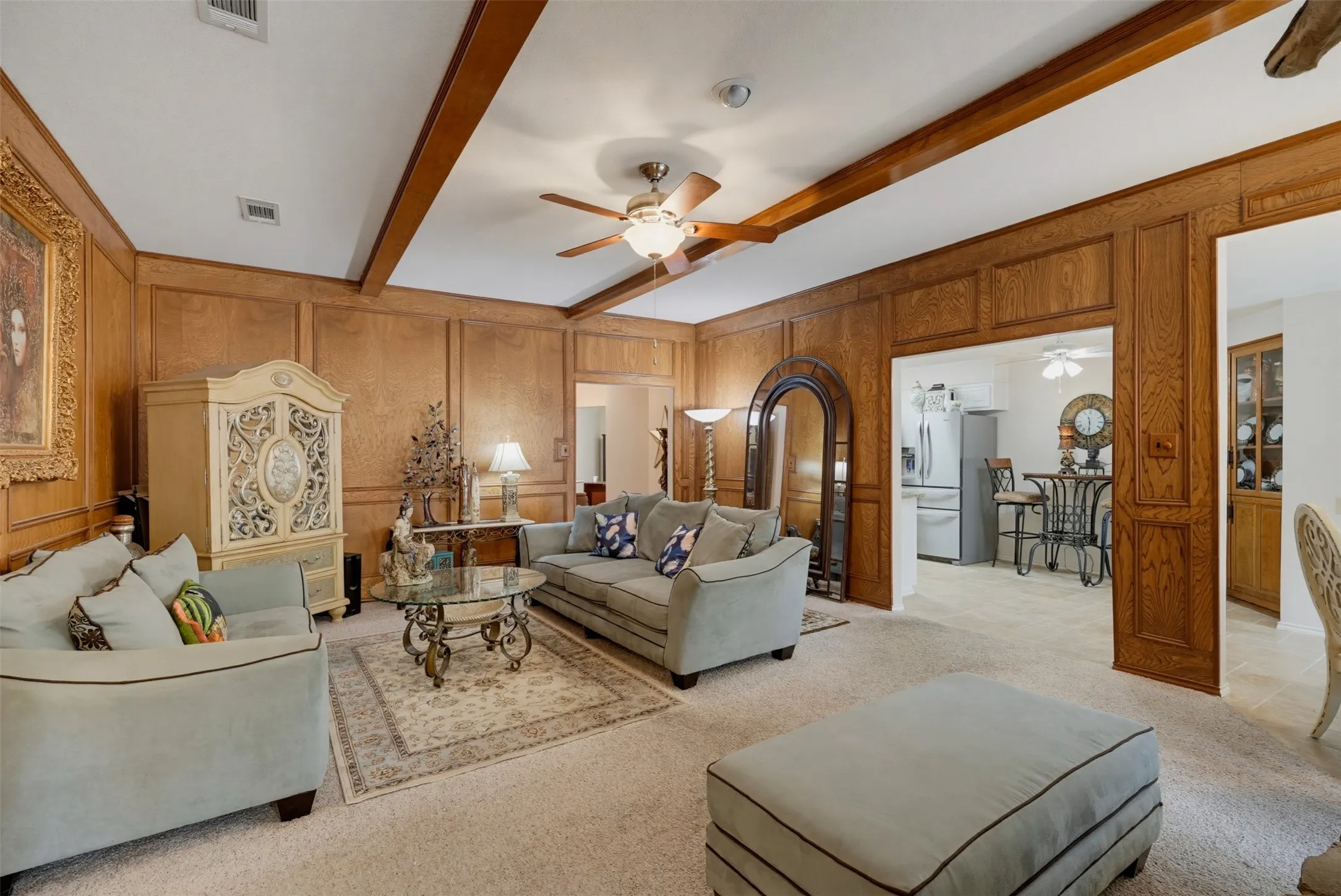 Single Family Residence For Sale in Tarrant County , 1903 Moody Court, Arlington, Texas 76012, 4 Bedroom, 3 Bathroom, 2 Garage spaces, 2,062 Sqft, built in 1976, mls#21392818, Real Estate Agent in Arlington, Homes For Sale in Tarrant county, Homes For Sale in Arlington, Realtor in Arlington Texas, Real Estate Brokerage Independent Realty Texas, Luminita Cordes Realtor