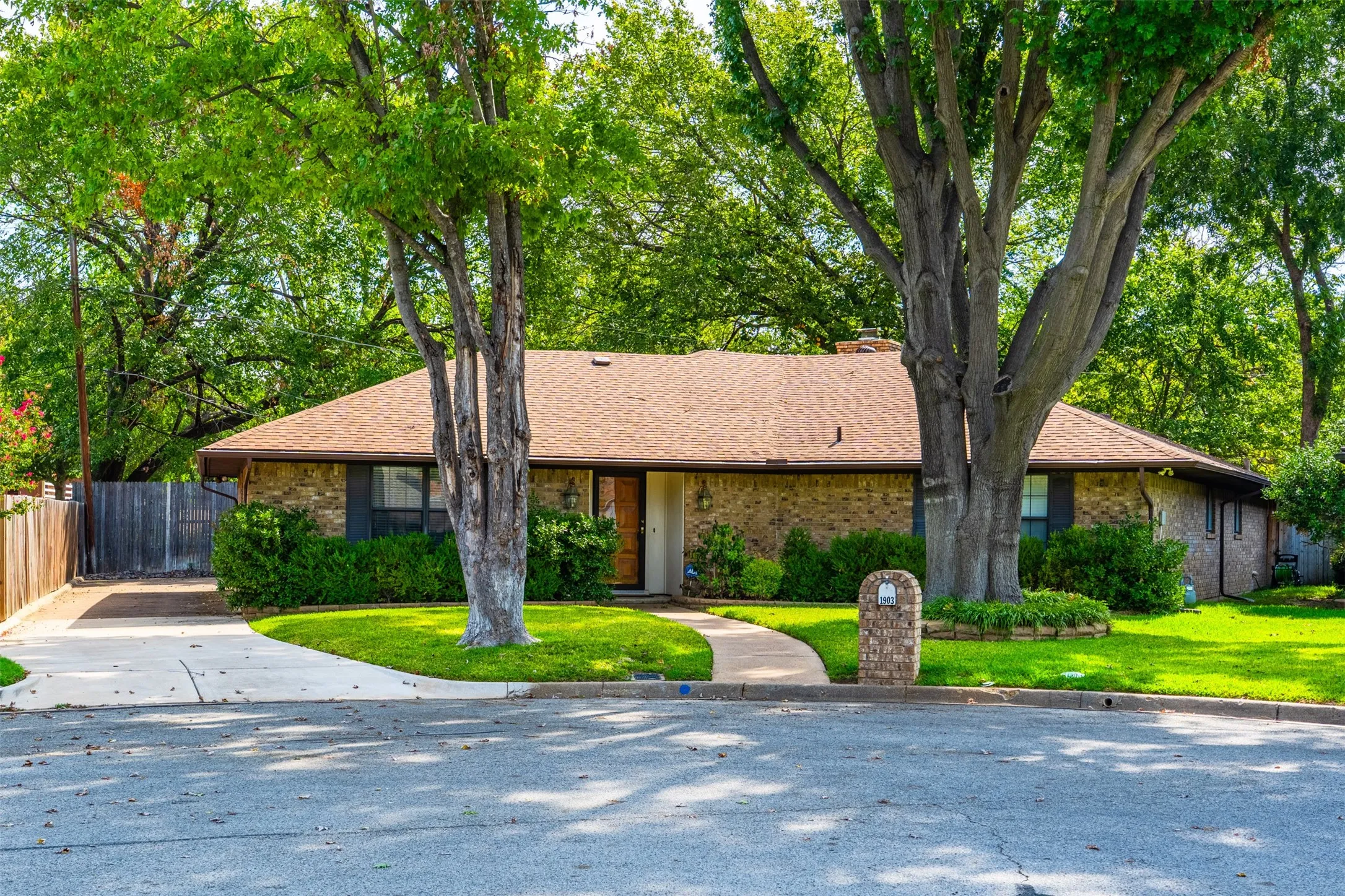 c3efed75925da7f0e996f887bb02e7d8
