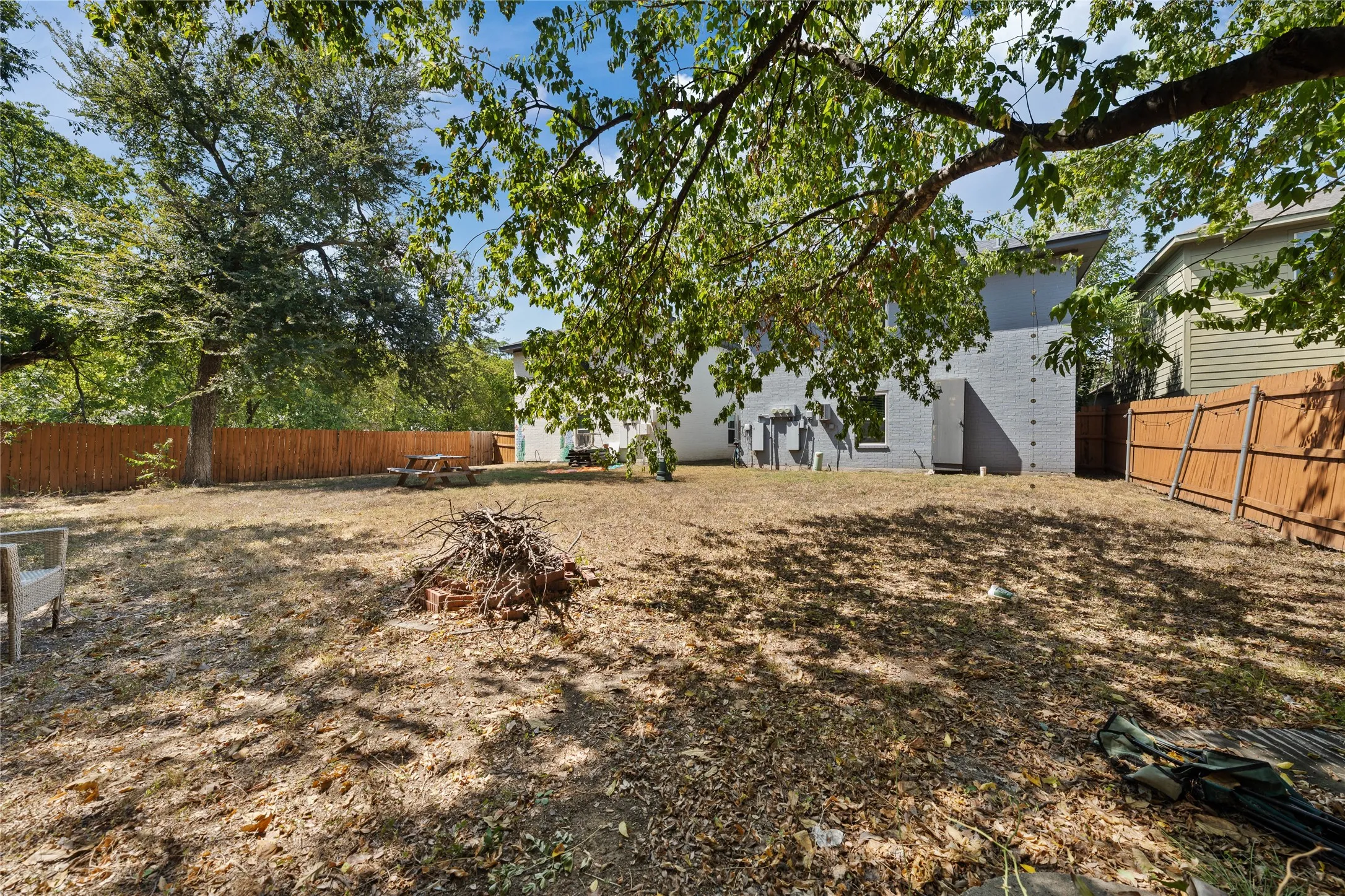 Quadruplex For Sale in Mc Lennan County , 1312 Wood Avenue A, B, C, D, Waco, Texas 76706, 0, 0, Garage spaces, 0 Sqft, built in 2002, mls#21394263, Real Estate Agent in Waco, Homes For Sale in Mc Lennan county, Homes For Sale in Waco, Realtor in Waco Texas, Real Estate Brokerage Independent Realty Texas, Luminita Cordes Realtor