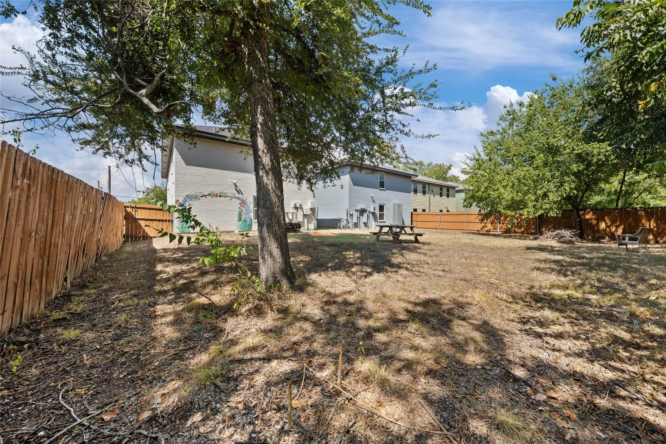 Quadruplex For Sale in Mc Lennan County , 1312 Wood Avenue A, B, C, D, Waco, Texas 76706, 0, 0, Garage spaces, 0 Sqft, built in 2002, mls#21394263, Real Estate Agent in Waco, Homes For Sale in Mc Lennan county, Homes For Sale in Waco, Realtor in Waco Texas, Real Estate Brokerage Independent Realty Texas, Luminita Cordes Realtor
