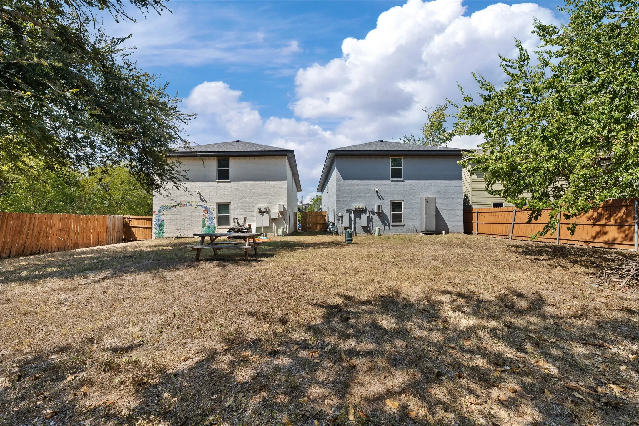 Quadruplex For Sale in Mc Lennan County , 1312 Wood Avenue A, B, C, D, Waco, Texas 76706, 0, 0, Garage spaces, 0 Sqft, built in 2002, mls#21394263, Real Estate Agent in Waco, Homes For Sale in Mc Lennan county, Homes For Sale in Waco, Realtor in Waco Texas, Real Estate Brokerage Independent Realty Texas, Luminita Cordes Realtor