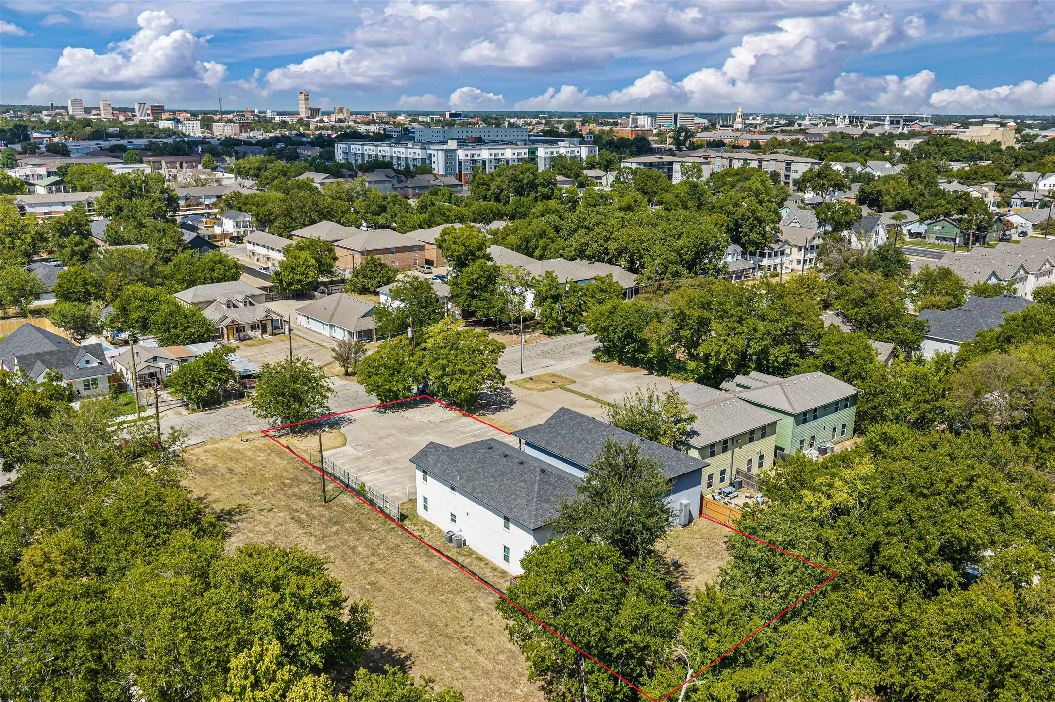 Quadruplex For Sale in Mc Lennan County , 1312 Wood Avenue A, B, C, D, Waco, Texas 76706, 0, 0, Garage spaces, 0 Sqft, built in 2002, mls#21394263, Real Estate Agent in Waco, Homes For Sale in Mc Lennan county, Homes For Sale in Waco, Realtor in Waco Texas, Real Estate Brokerage Independent Realty Texas, Luminita Cordes Realtor