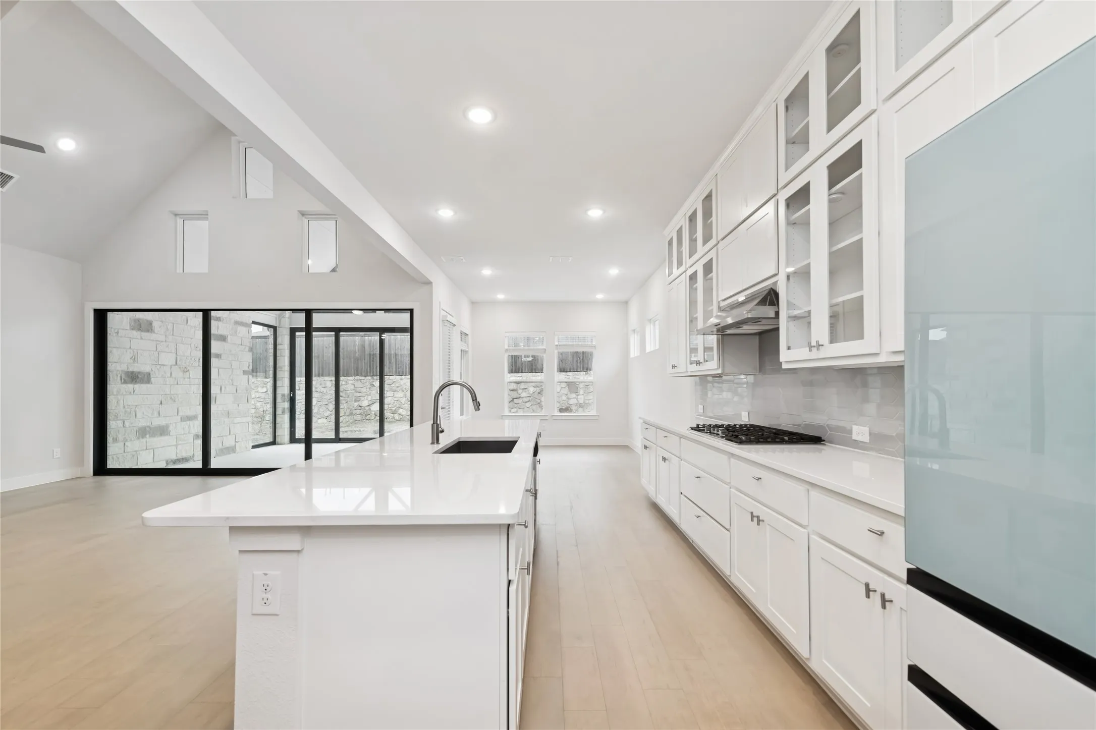 Single Family Residence For Rent in Collin County , 1420 Meziere Sky Drive, Wylie, Texas 75098, 4 Bedroom, 4 Bathroom, 3 Garage spaces, 3,428 Sqft, built in 2022, mls#21396982, Real Estate Agent in Wylie, Homes For Rent in Collin county, Homes For Rent in Wylie, Realtor in Wylie Texas, Real Estate Brokerage Independent Realty Texas, Luminita Cordes Realtor