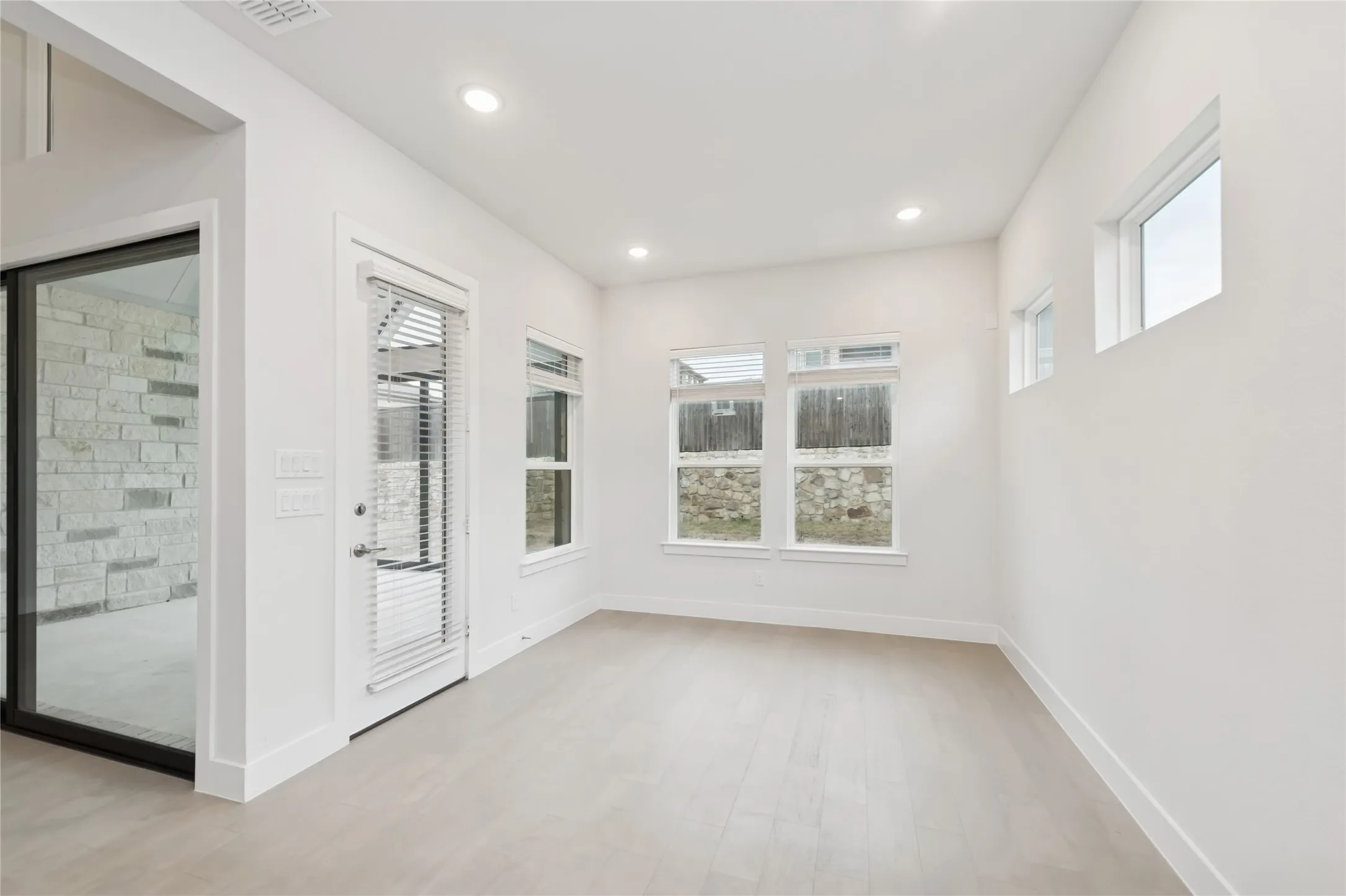 Single Family Residence For Rent in Collin County , 1420 Meziere Sky Drive, Wylie, Texas 75098, 4 Bedroom, 4 Bathroom, 3 Garage spaces, 3,428 Sqft, built in 2022, mls#21396982, Real Estate Agent in Wylie, Homes For Rent in Collin county, Homes For Rent in Wylie, Realtor in Wylie Texas, Real Estate Brokerage Independent Realty Texas, Luminita Cordes Realtor