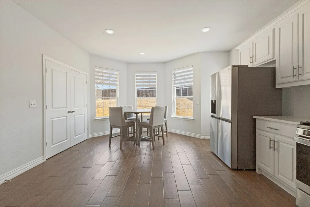 Single Family Residence For Sale in Dallas County , 612 S Moore Street, Dallas, Texas 75203, 3 Bedroom, 2 Bathroom, 2 Garage spaces, 1,506 Sqft, built in 2022, mls#21396966, Real Estate Agent in Dallas, Homes For Sale in Dallas county, Homes For Sale in Dallas, Realtor in Dallas Texas, Real Estate Brokerage Independent Realty Texas, Luminita Cordes Realtor