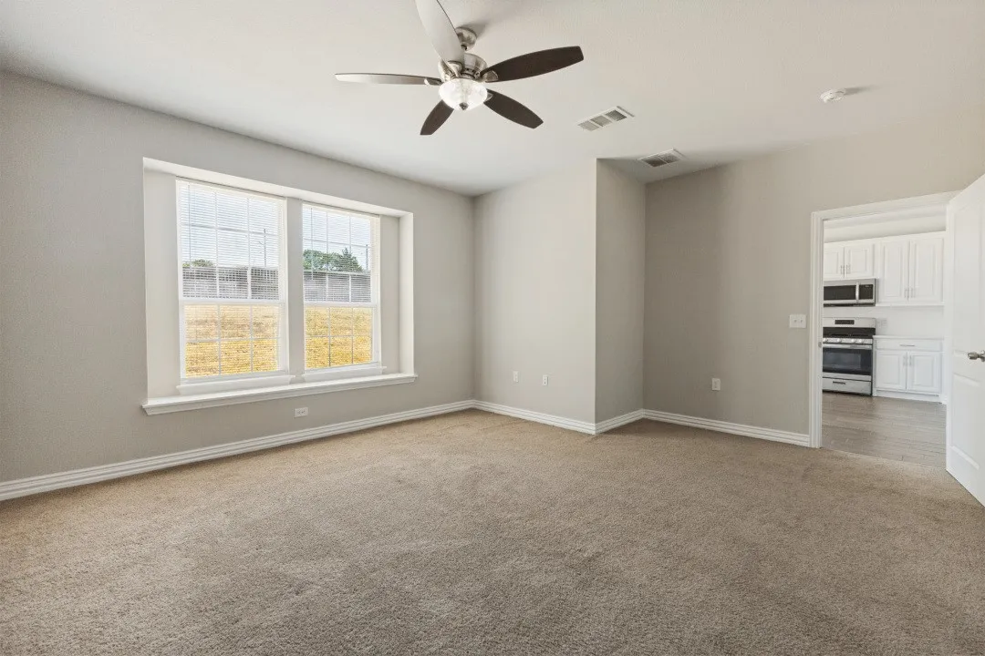 Single Family Residence For Sale in Dallas County , 612 S Moore Street, Dallas, Texas 75203, 3 Bedroom, 2 Bathroom, 2 Garage spaces, 1,506 Sqft, built in 2022, mls#21396966, Real Estate Agent in Dallas, Homes For Sale in Dallas county, Homes For Sale in Dallas, Realtor in Dallas Texas, Real Estate Brokerage Independent Realty Texas, Luminita Cordes Realtor