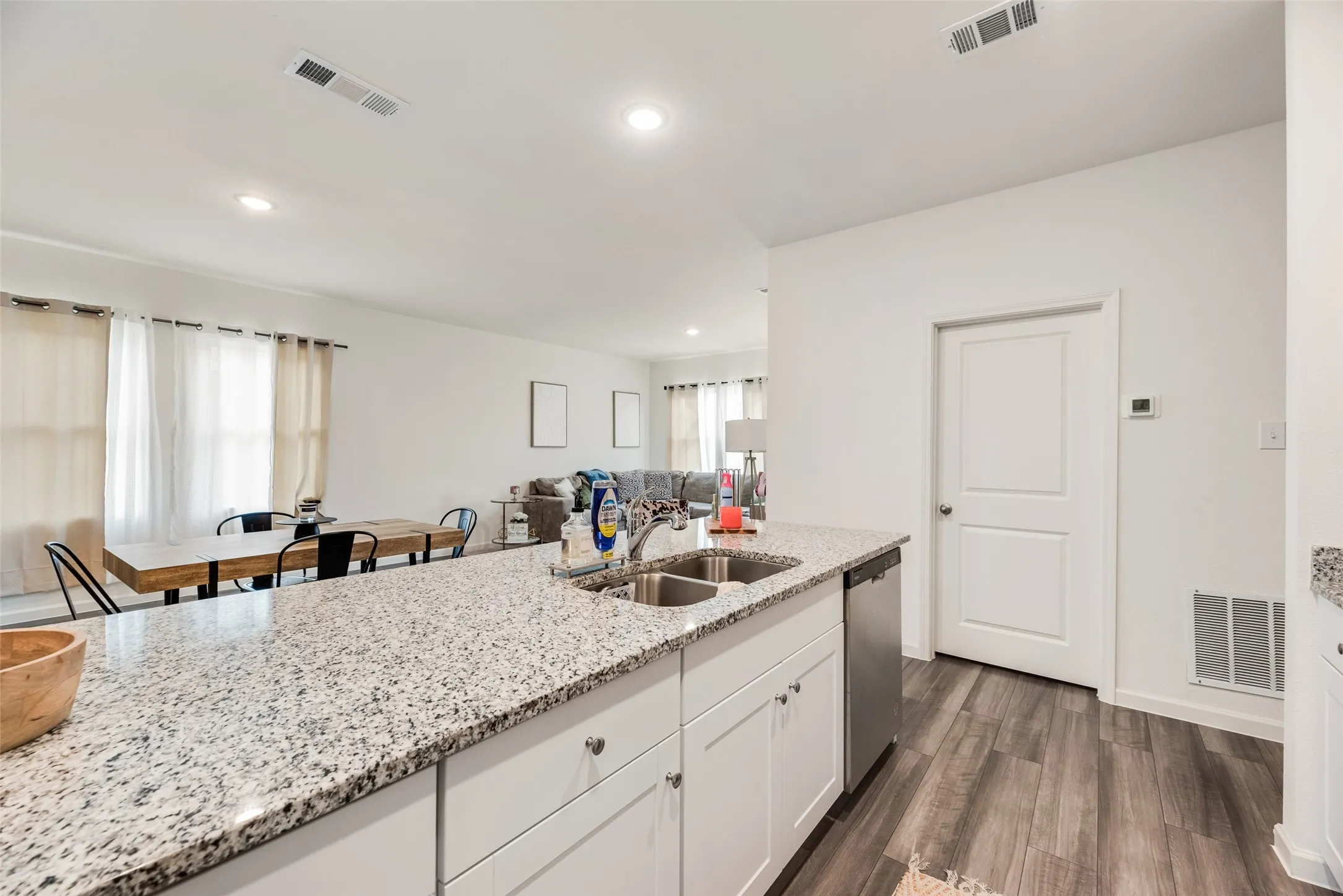 Single Family Residence For Sale in Tarrant County , 10357 Burnfoot Lane, Fort Worth, Texas 76036, 3 Bedroom, 2 Bathroom, 2 Garage spaces, 1,893 Sqft, built in 2023, mls#21396994, Real Estate Agent in Fort Worth, Homes For Sale in Tarrant county, Homes For Sale in Fort Worth, Realtor in Fort Worth Texas, Real Estate Brokerage Independent Realty Texas, Luminita Cordes Realtor