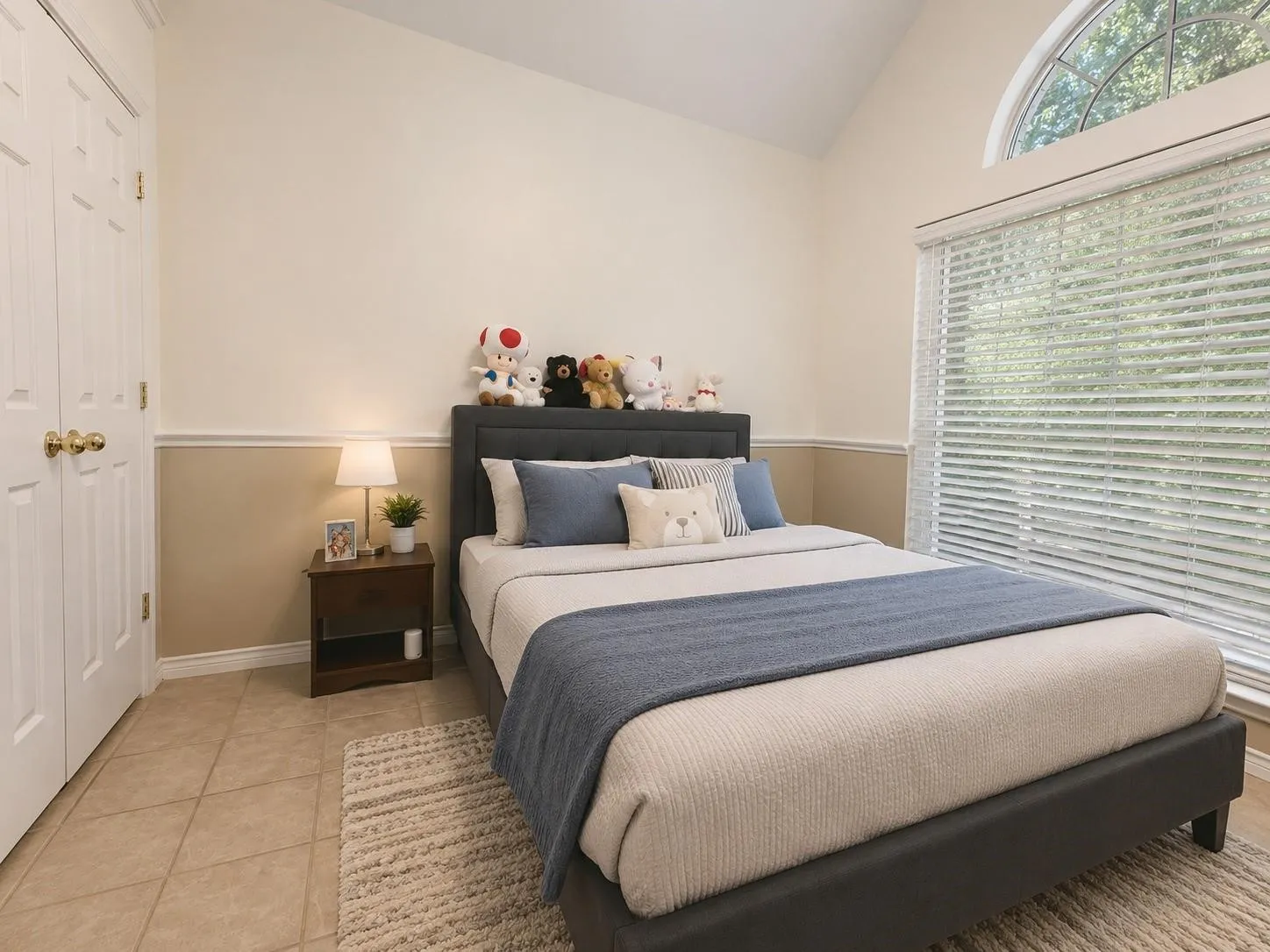 Single Family Residence For Rent in Dallas County , 8708 Wellington Road, Irving, Texas 75063, 3 Bedroom, 2 Bathroom, 2 Garage spaces, 1,666 Sqft, built in 1994, mls#21396993, Real Estate Agent in Irving, Homes For Rent in Dallas county, Homes For Rent in Irving, Realtor in Irving Texas, Real Estate Brokerage Independent Realty Texas, Luminita Cordes Realtor