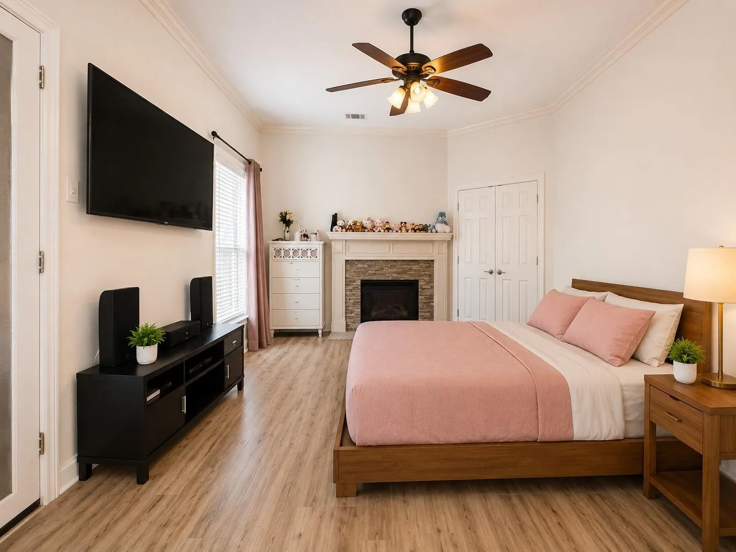 Single Family Residence For Rent in Dallas County , 8708 Wellington Road, Irving, Texas 75063, 3 Bedroom, 2 Bathroom, 2 Garage spaces, 1,666 Sqft, built in 1994, mls#21396993, Real Estate Agent in Irving, Homes For Rent in Dallas county, Homes For Rent in Irving, Realtor in Irving Texas, Real Estate Brokerage Independent Realty Texas, Luminita Cordes Realtor