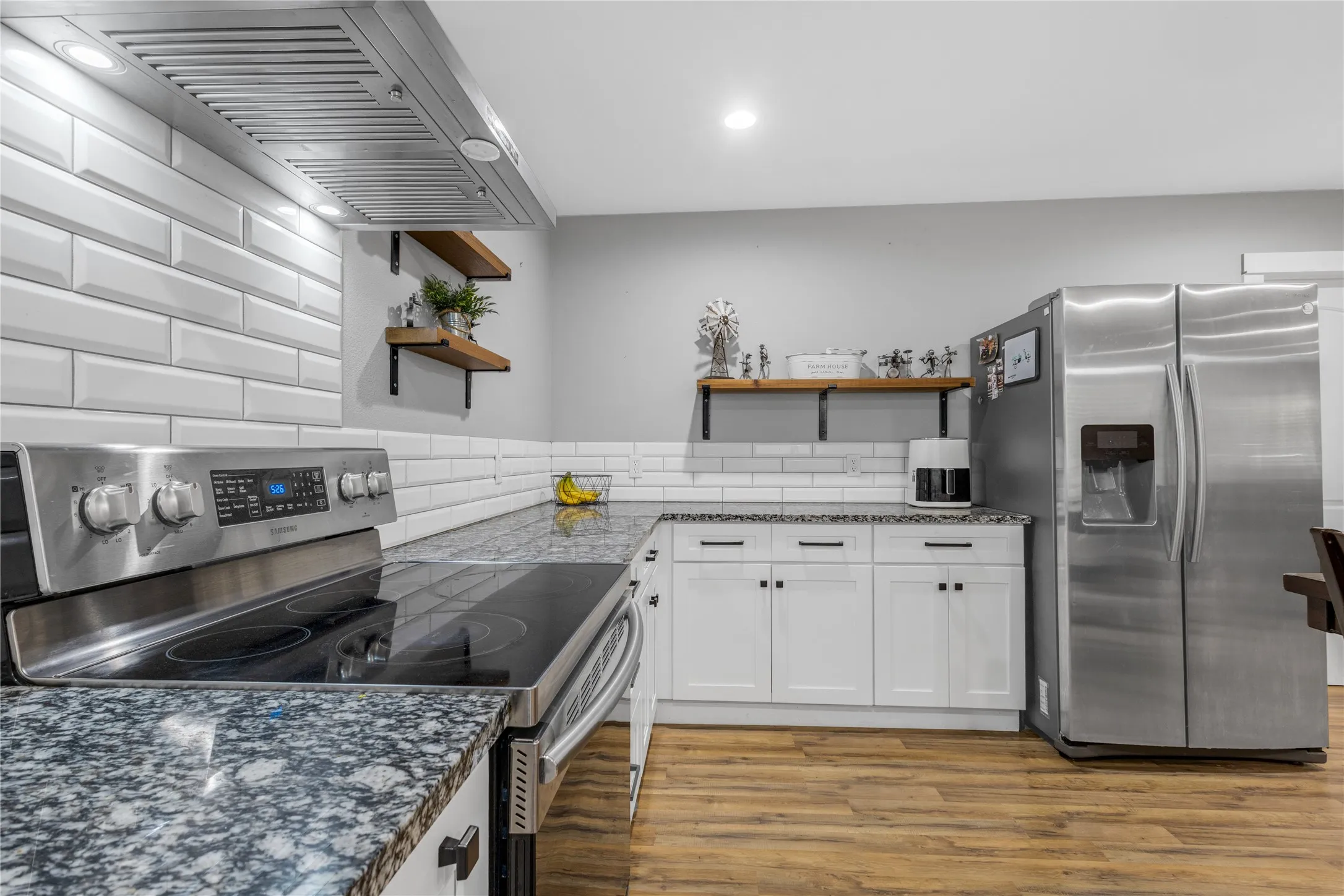 Single Family Residence For Sale in Rains County , 6792 N State Highway 19, Emory, Texas 75440, 2 Bedroom, 1 Bathroom, 3 Garage spaces, 1,296 Sqft, built in 2019, mls#21395445, Real Estate Agent in Emory, Homes For Sale in Rains county, Homes For Sale in Emory, Realtor in Emory Texas, Real Estate Brokerage Independent Realty Texas, Luminita Cordes Realtor