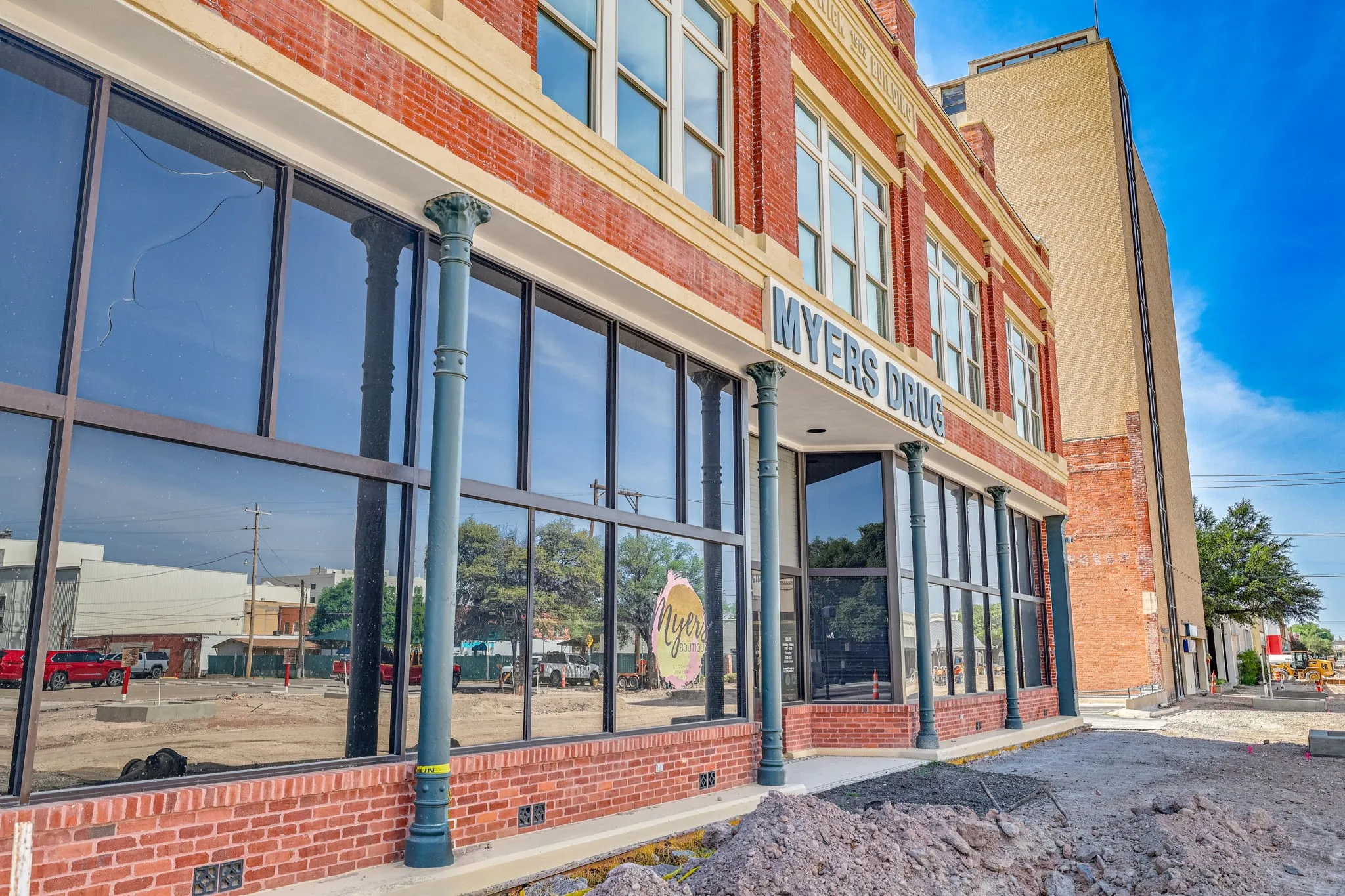 Retail For Sale in Tom Green County , 25 S Chadbourne Street, San Angelo, Texas 76903, 0, 0, Garage spaces, 0 Sqft, built in 1956, mls#21396999, Real Estate Agent in San Angelo, Homes For Sale in Tom Green county, Homes For Sale in San Angelo, Realtor in San Angelo Texas, Real Estate Brokerage Independent Realty Texas, Luminita Cordes Realtor