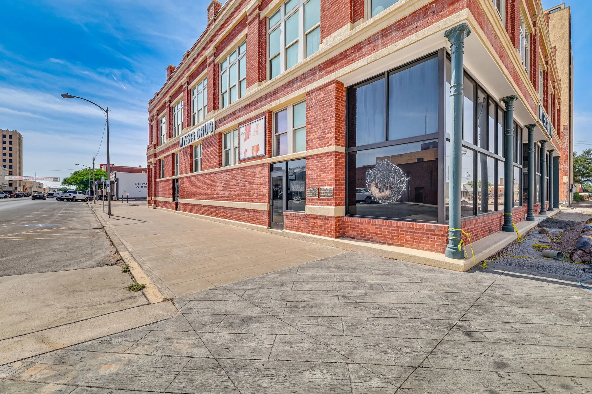 Retail For Sale in Tom Green County , 25 S Chadbourne Street, San Angelo, Texas 76903, 0, 0, Garage spaces, 0 Sqft, built in 1956, mls#21396999, Real Estate Agent in San Angelo, Homes For Sale in Tom Green county, Homes For Sale in San Angelo, Realtor in San Angelo Texas, Real Estate Brokerage Independent Realty Texas, Luminita Cordes Realtor