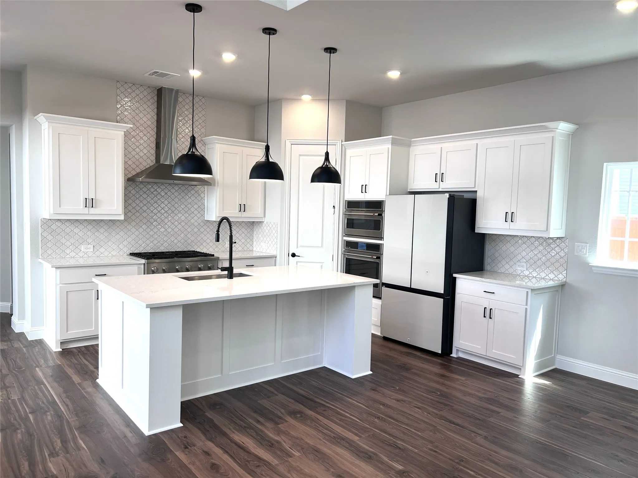 Single Family Residence For Rent in Denton County , 3579 Honeycutt Drive, Frisco, Texas 75033, 4 Bedroom, 3 Bathroom, 2 Garage spaces, 2,430 Sqft, built in 2024, mls#21397003, Real Estate Agent in Frisco, Homes For Rent in Denton county, Homes For Rent in Frisco, Realtor in Frisco Texas, Real Estate Brokerage Independent Realty Texas, Luminita Cordes Realtor
