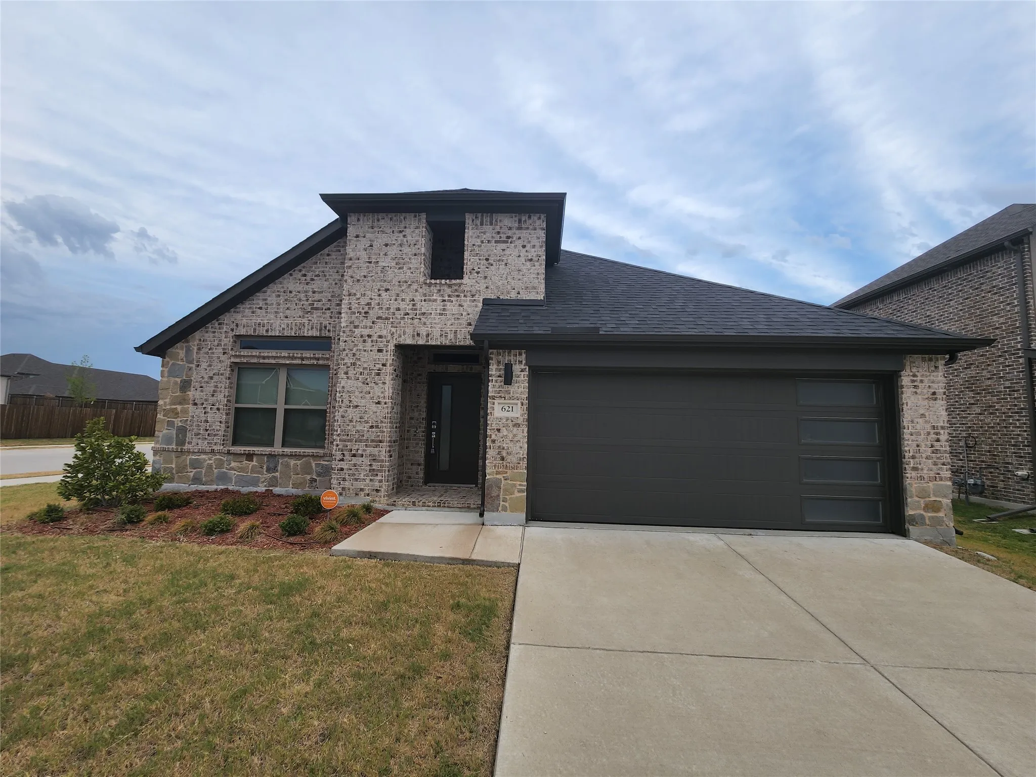 Single Family Residence For Sale in Collin County , 621 Maple Leaf Way, Princeton, Texas 75407, 4 Bedroom, 3 Bathroom, 2 Garage spaces, 2,174 Sqft, built in 2019, mls#21396995, Real Estate Agent in Princeton, Homes For Sale in Collin county, Homes For Sale in Princeton, Realtor in Princeton Texas, Real Estate Brokerage Independent Realty Texas, Luminita Cordes Realtor