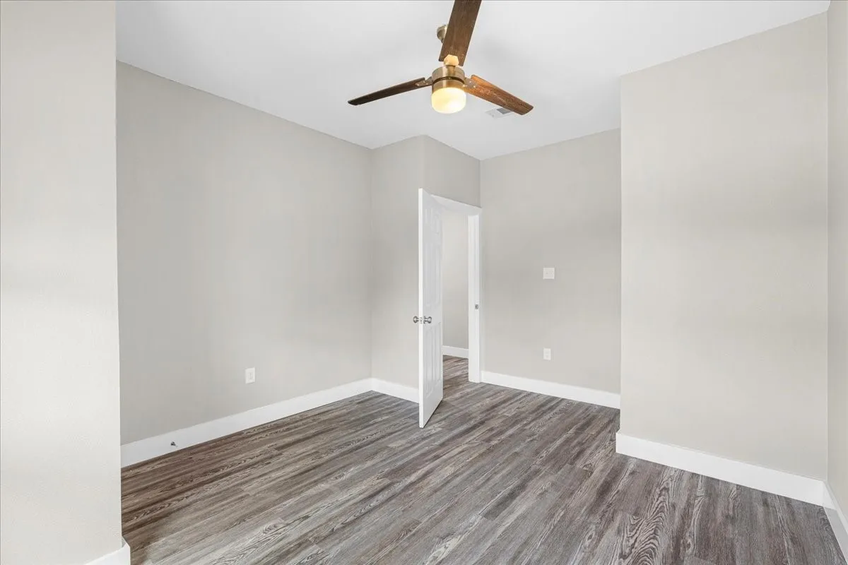 Single Family Residence For Sale in Navarro County , 6857 SW County Road 0021, Corsicana, Texas 75110, 5 Bedroom, 3 Bathroom, Garage spaces, 2,835 Sqft, built in 2024, mls#21396302, Real Estate Agent in Corsicana, Homes For Sale in Navarro county, Homes For Sale in Corsicana, Realtor in Corsicana Texas, Real Estate Brokerage Independent Realty Texas, Luminita Cordes Realtor