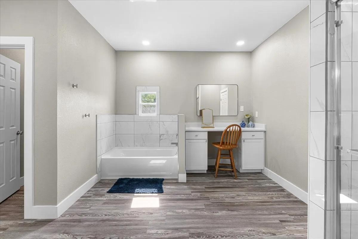 Single Family Residence For Sale in Navarro County , 6857 SW County Road 0021, Corsicana, Texas 75110, 5 Bedroom, 3 Bathroom, Garage spaces, 2,835 Sqft, built in 2024, mls#21396302, Real Estate Agent in Corsicana, Homes For Sale in Navarro county, Homes For Sale in Corsicana, Realtor in Corsicana Texas, Real Estate Brokerage Independent Realty Texas, Luminita Cordes Realtor