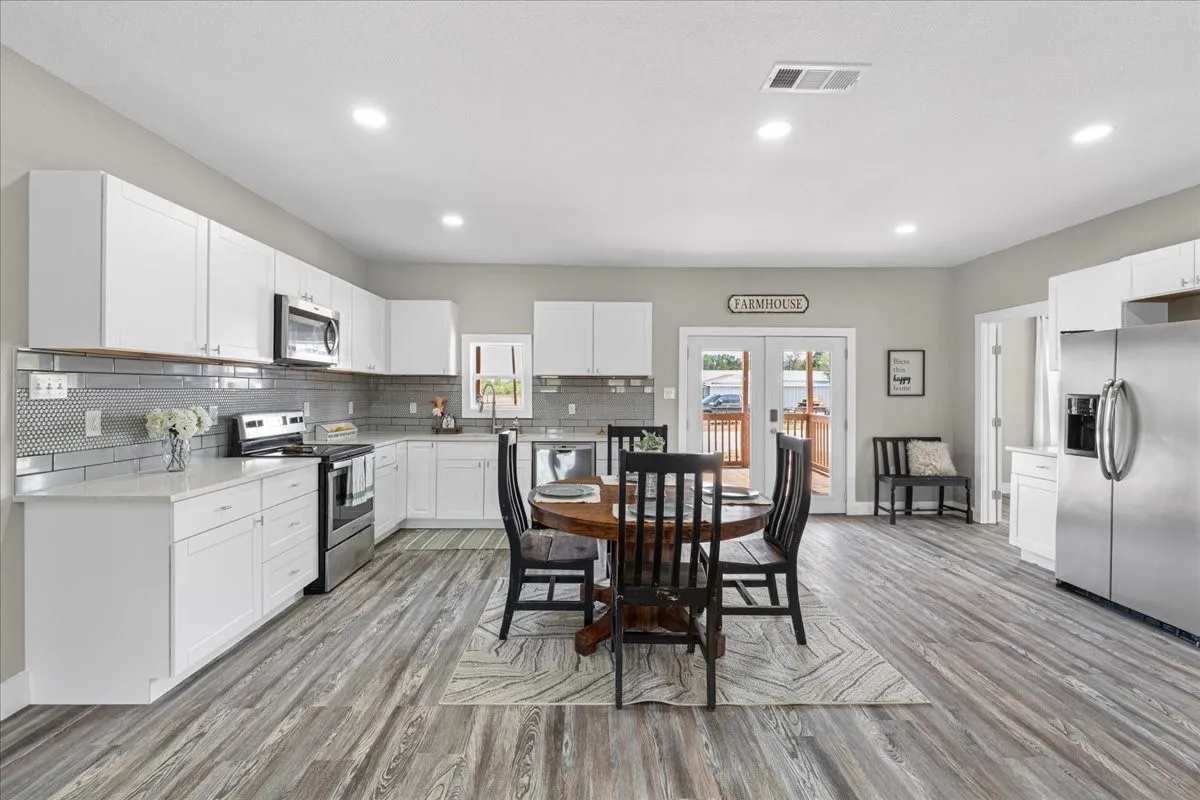 Single Family Residence For Sale in Navarro County , 6857 SW County Road 0021, Corsicana, Texas 75110, 5 Bedroom, 3 Bathroom, Garage spaces, 2,835 Sqft, built in 2024, mls#21396302, Real Estate Agent in Corsicana, Homes For Sale in Navarro county, Homes For Sale in Corsicana, Realtor in Corsicana Texas, Real Estate Brokerage Independent Realty Texas, Luminita Cordes Realtor