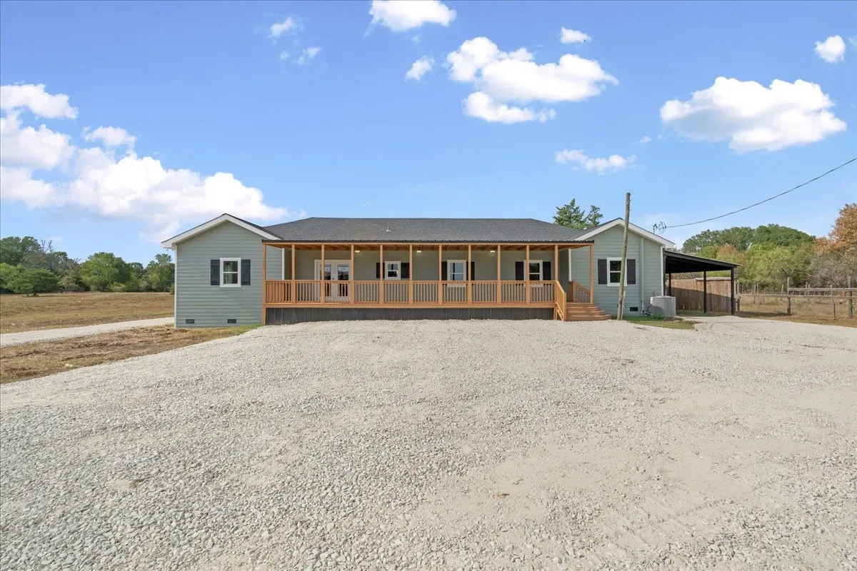 Single Family Residence For Sale in Navarro County , 6857 SW County Road 0021, Corsicana, Texas 75110, 5 Bedroom, 3 Bathroom, Garage spaces, 2,835 Sqft, built in 2024, mls#21396302, Real Estate Agent in Corsicana, Homes For Sale in Navarro county, Homes For Sale in Corsicana, Realtor in Corsicana Texas, Real Estate Brokerage Independent Realty Texas, Luminita Cordes Realtor