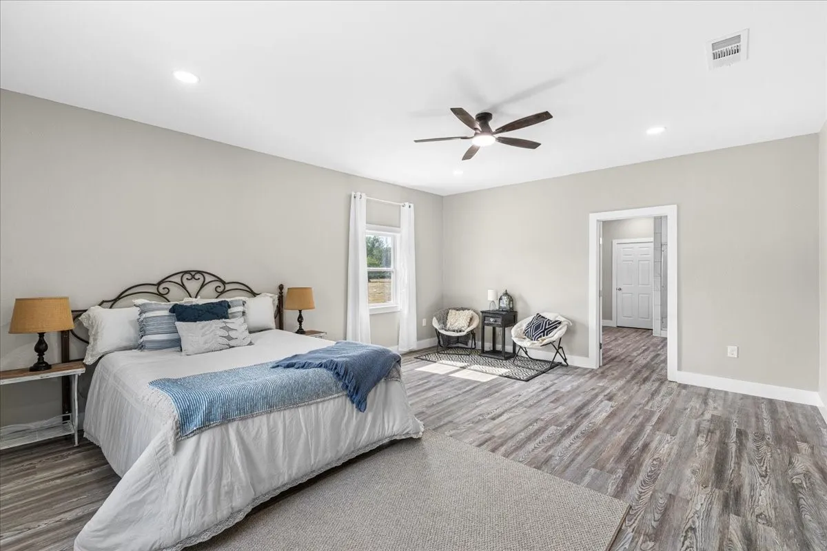 Single Family Residence For Sale in Navarro County , 6857 SW County Road 0021, Corsicana, Texas 75110, 5 Bedroom, 3 Bathroom, Garage spaces, 2,835 Sqft, built in 2024, mls#21396302, Real Estate Agent in Corsicana, Homes For Sale in Navarro county, Homes For Sale in Corsicana, Realtor in Corsicana Texas, Real Estate Brokerage Independent Realty Texas, Luminita Cordes Realtor